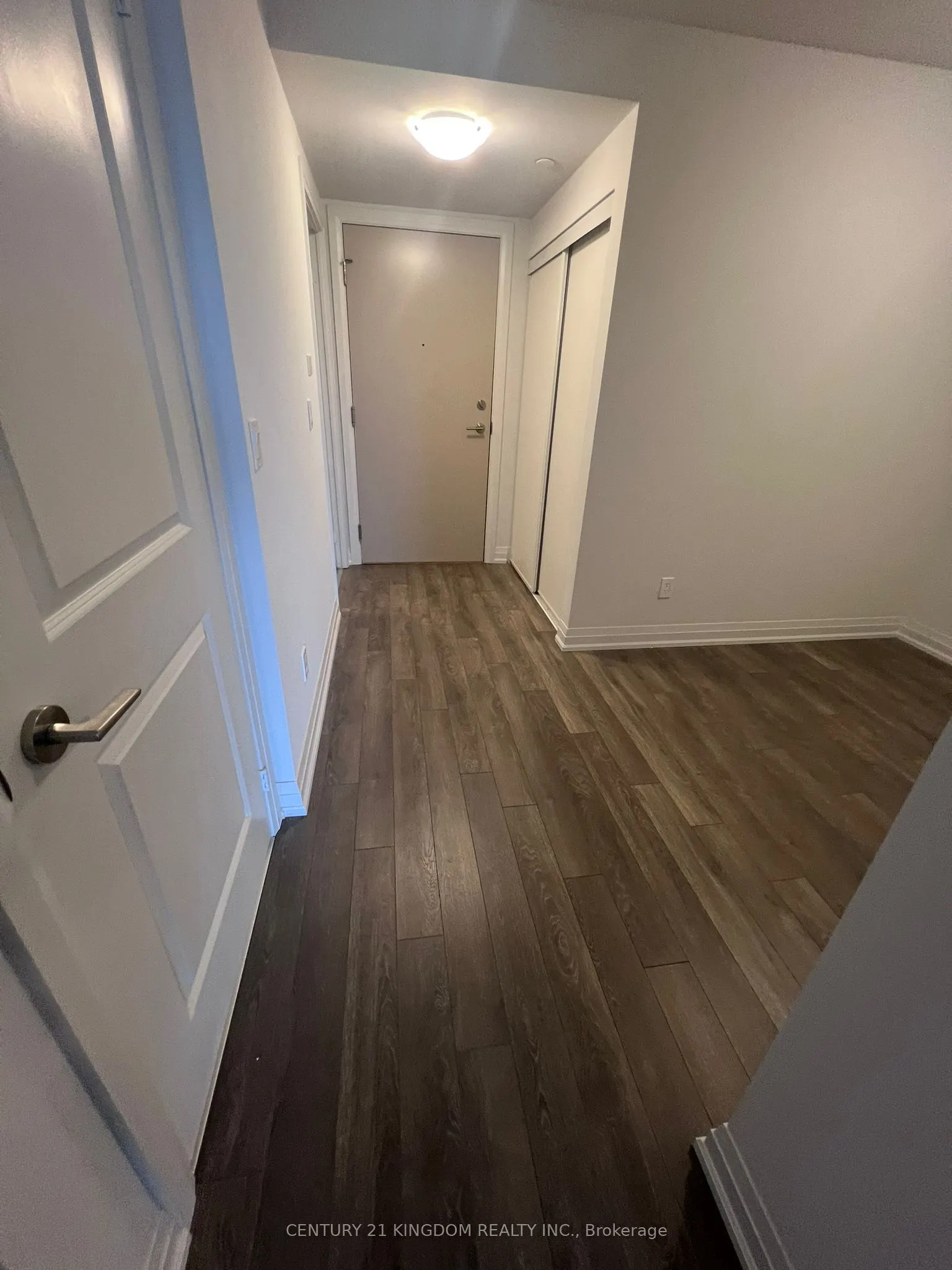20 Meadowglen Place, #1003