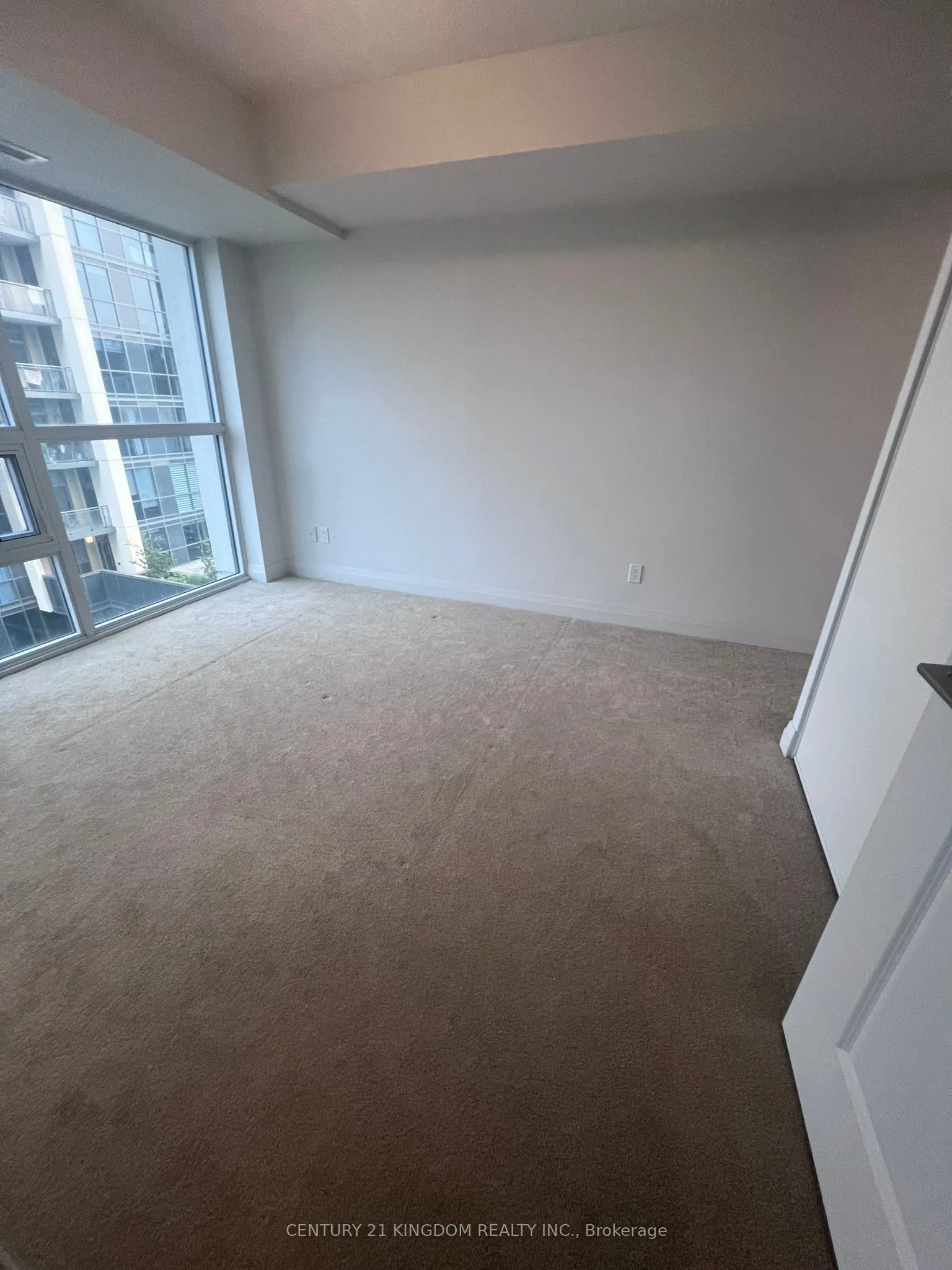 20 Meadowglen Place, #1003
