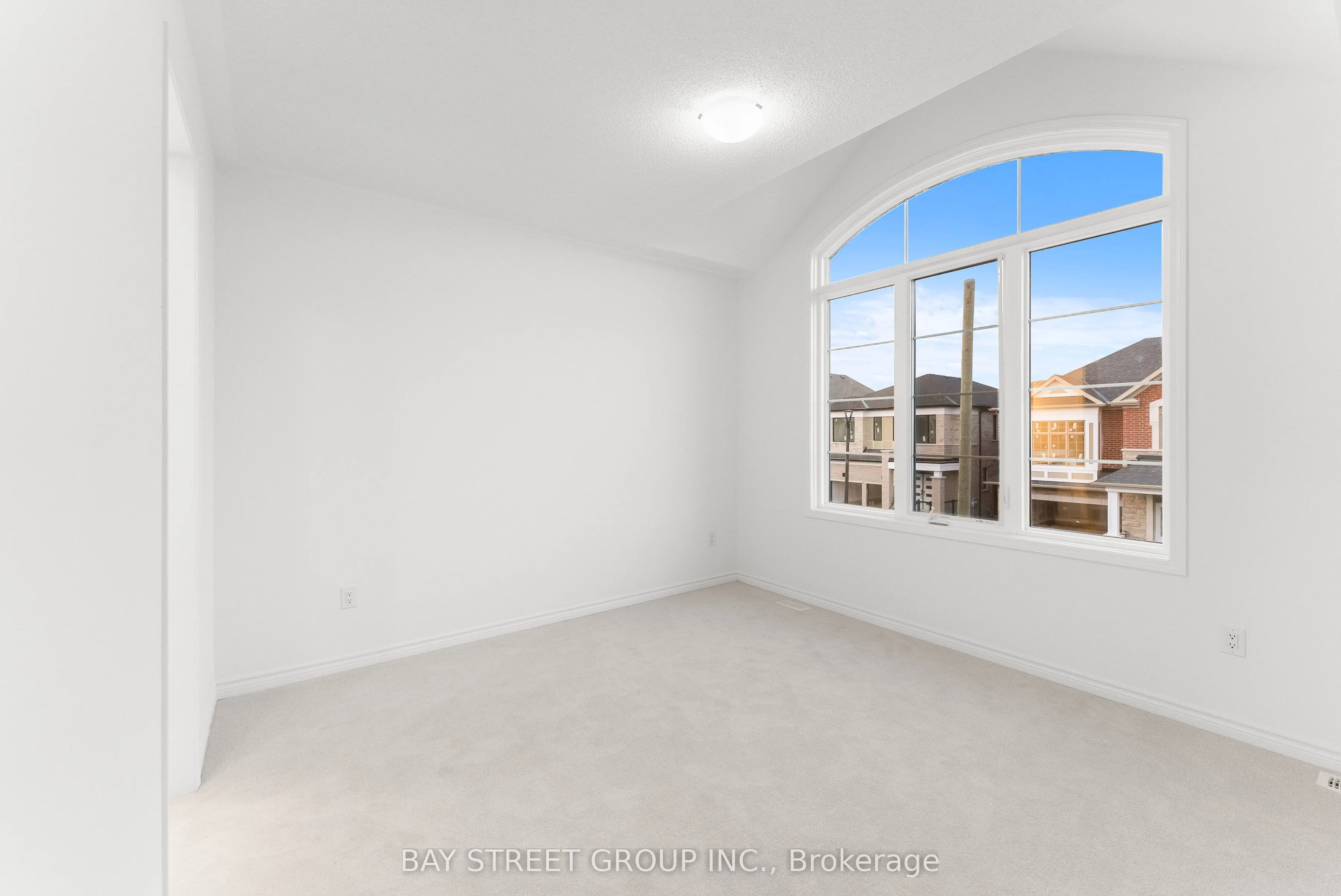 3316 Marchington Square
