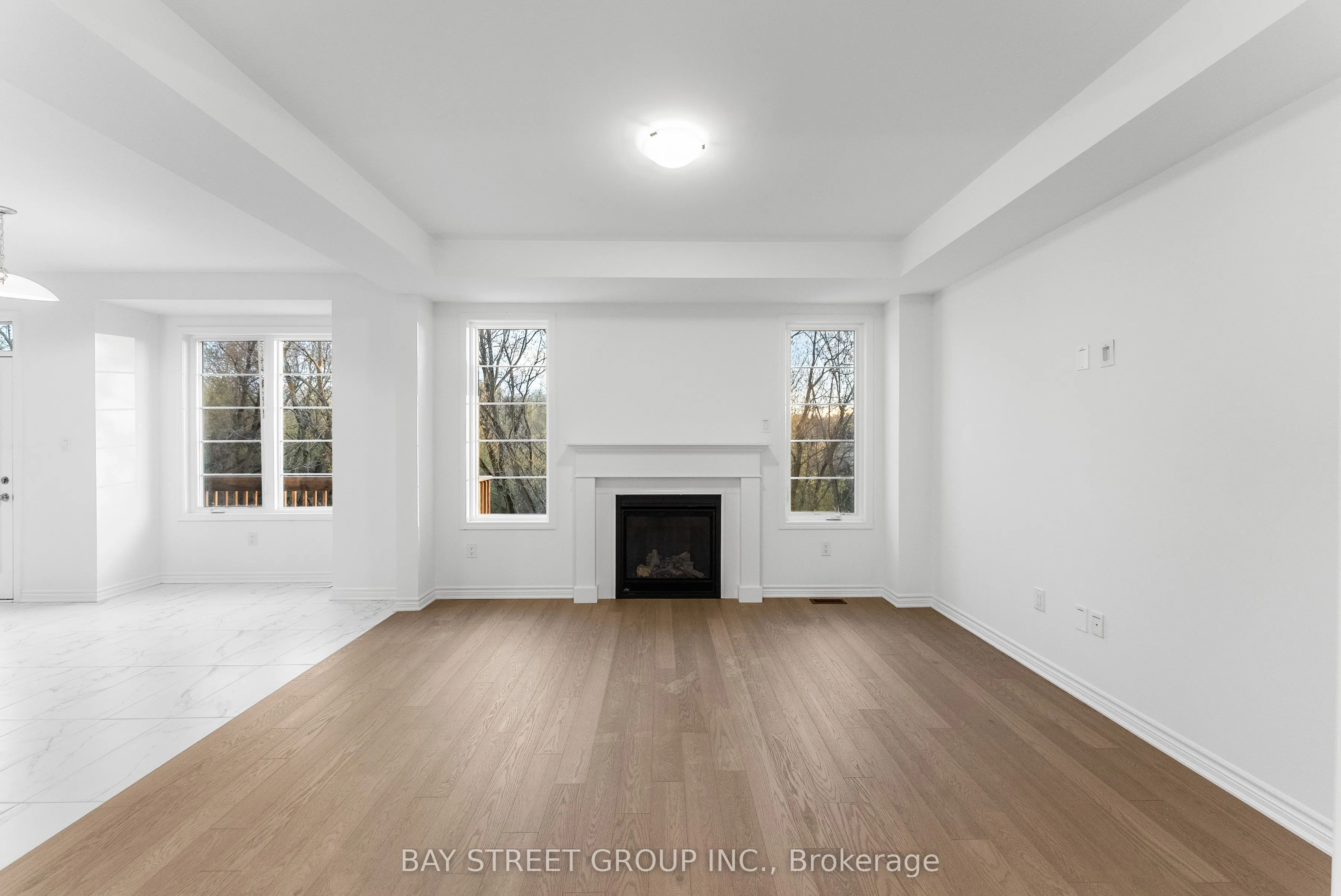 3316 Marchington Square