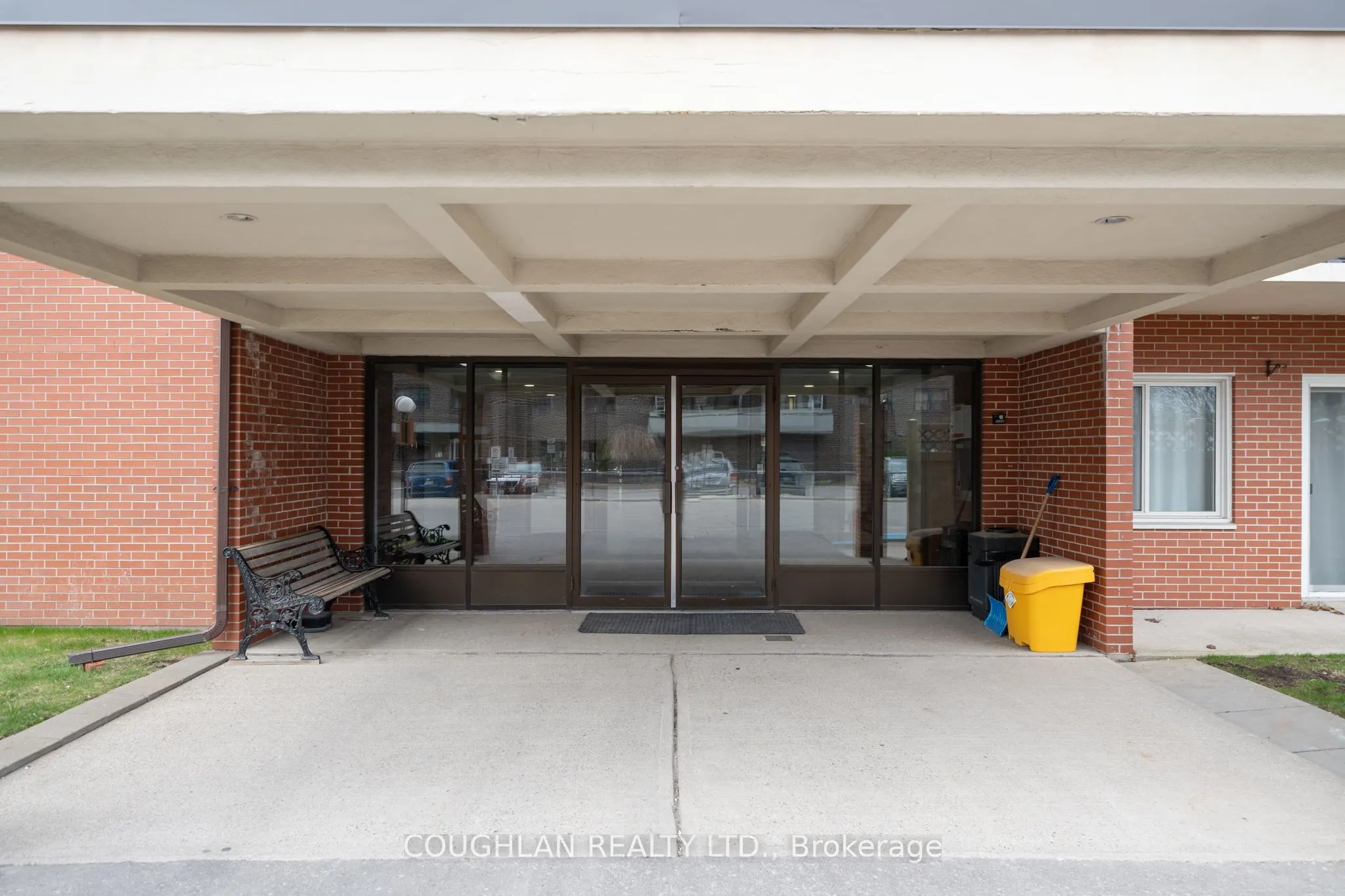 131 Taunton Road E, #407