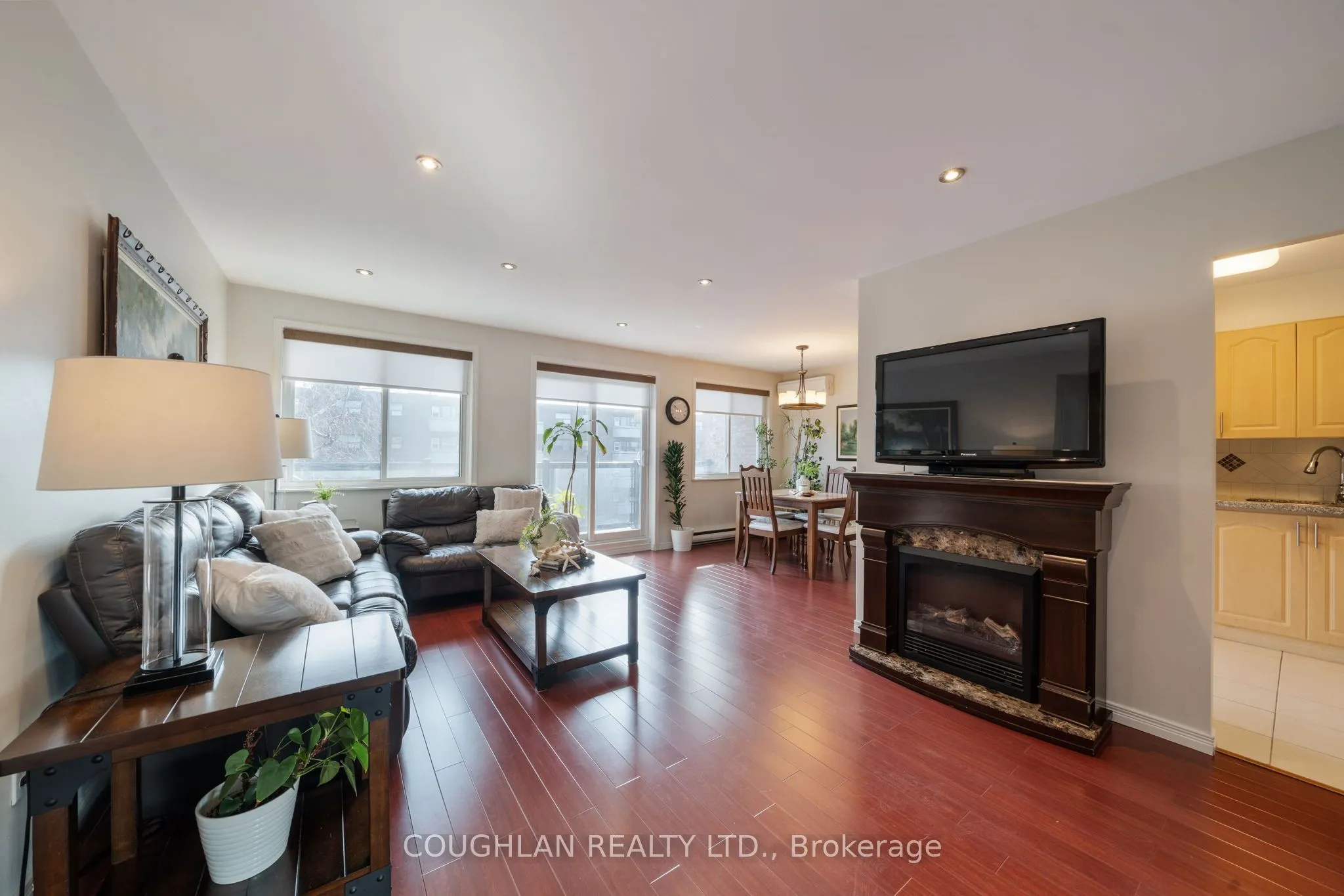 131 Taunton Road E, #407