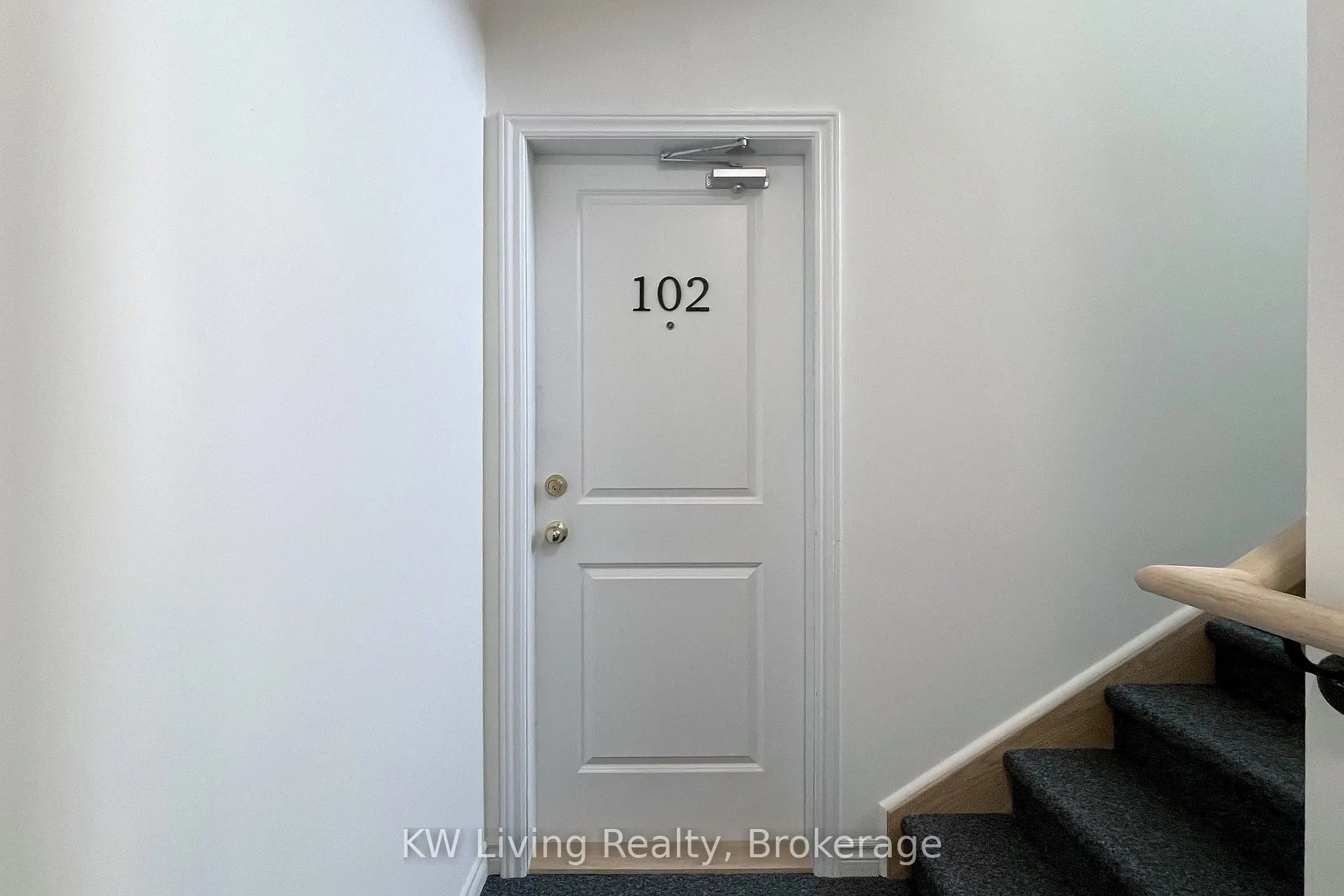 2540 William Jackson Drive, #102