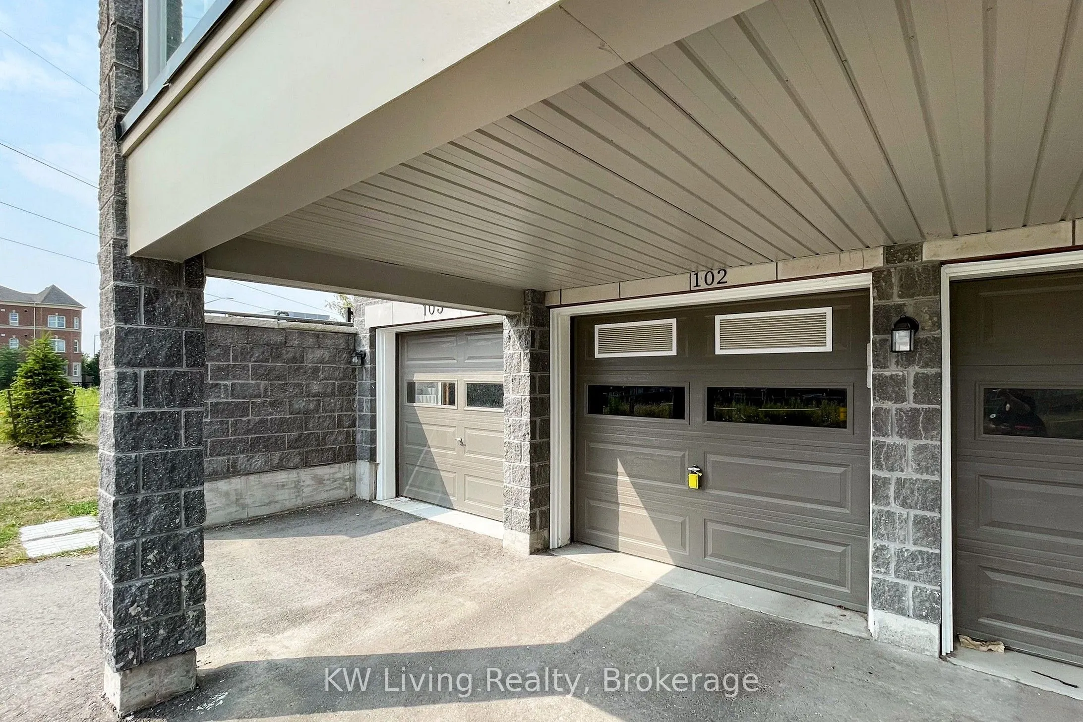 2540 William Jackson Drive, #102