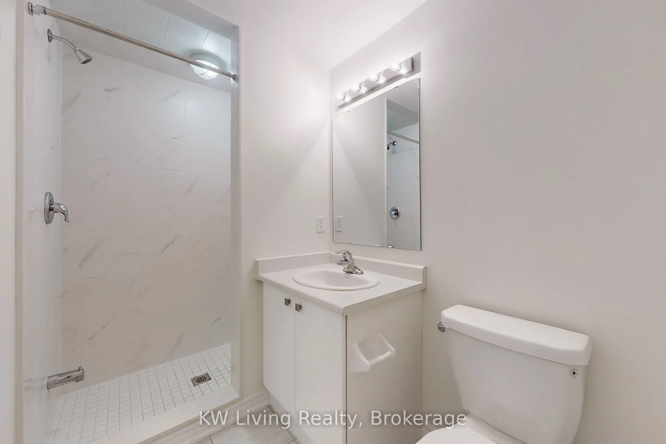 2540 William Jackson Drive, #102