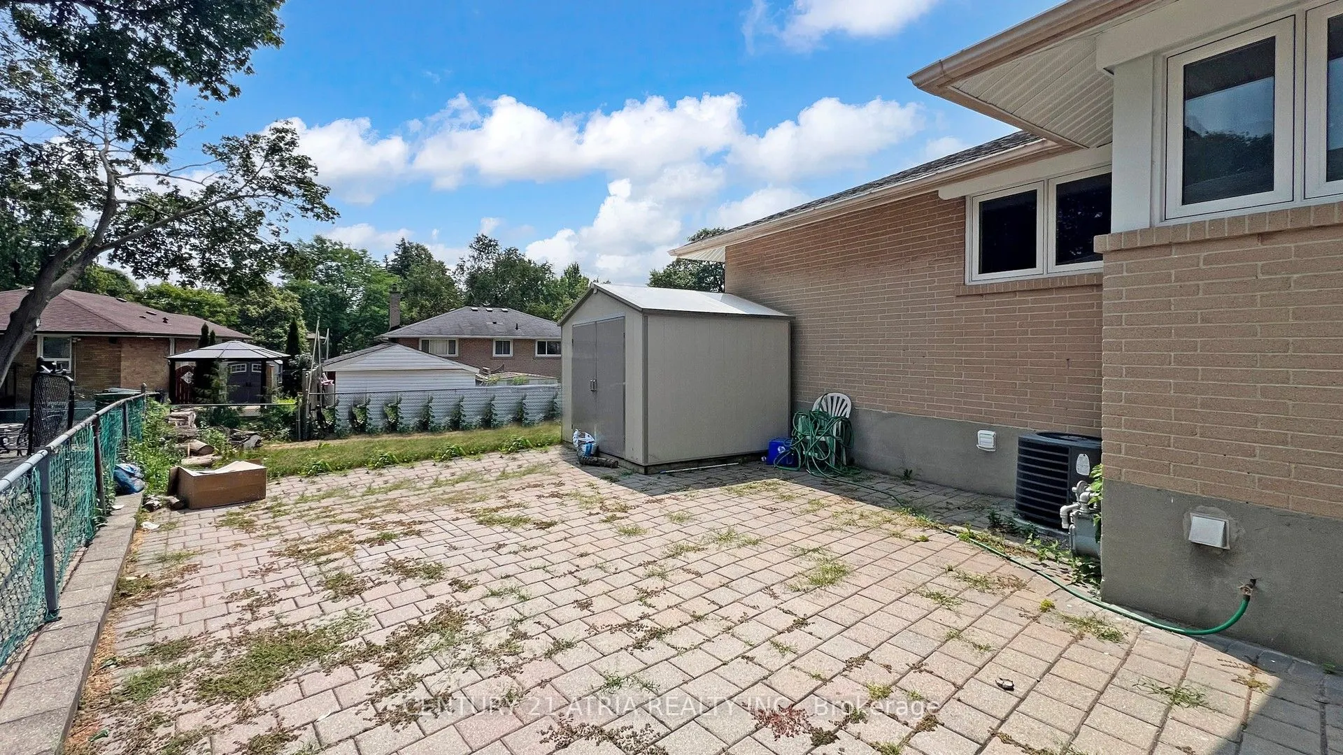82 Clementine Square