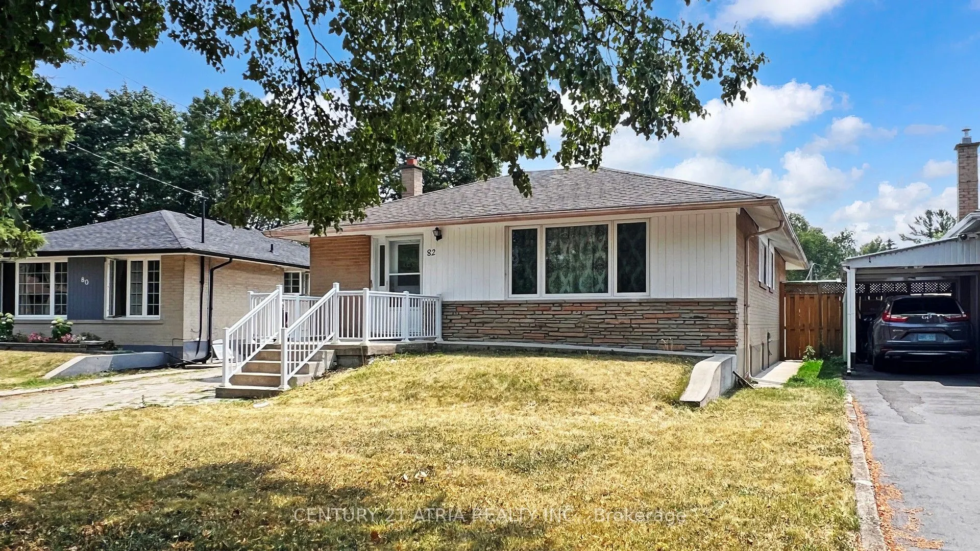 82 Clementine Square