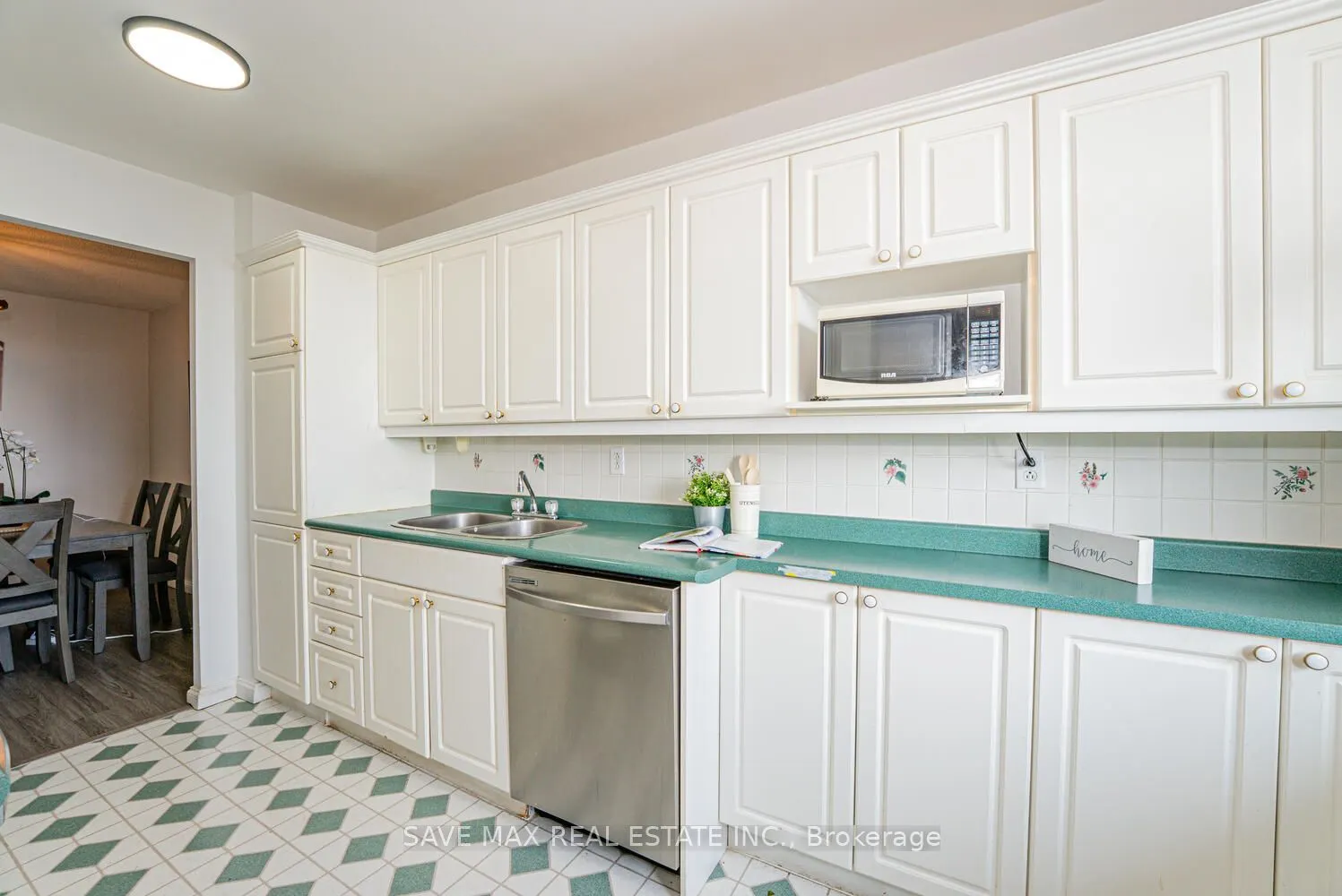 44 Falby Court, #1203