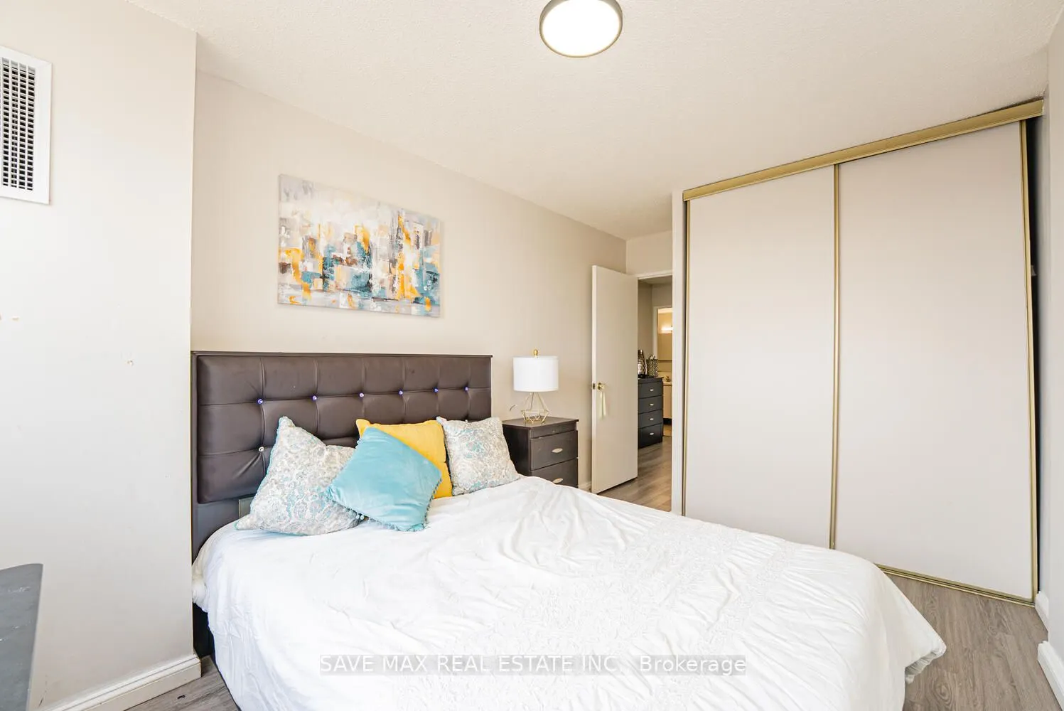 44 Falby Court, #1203