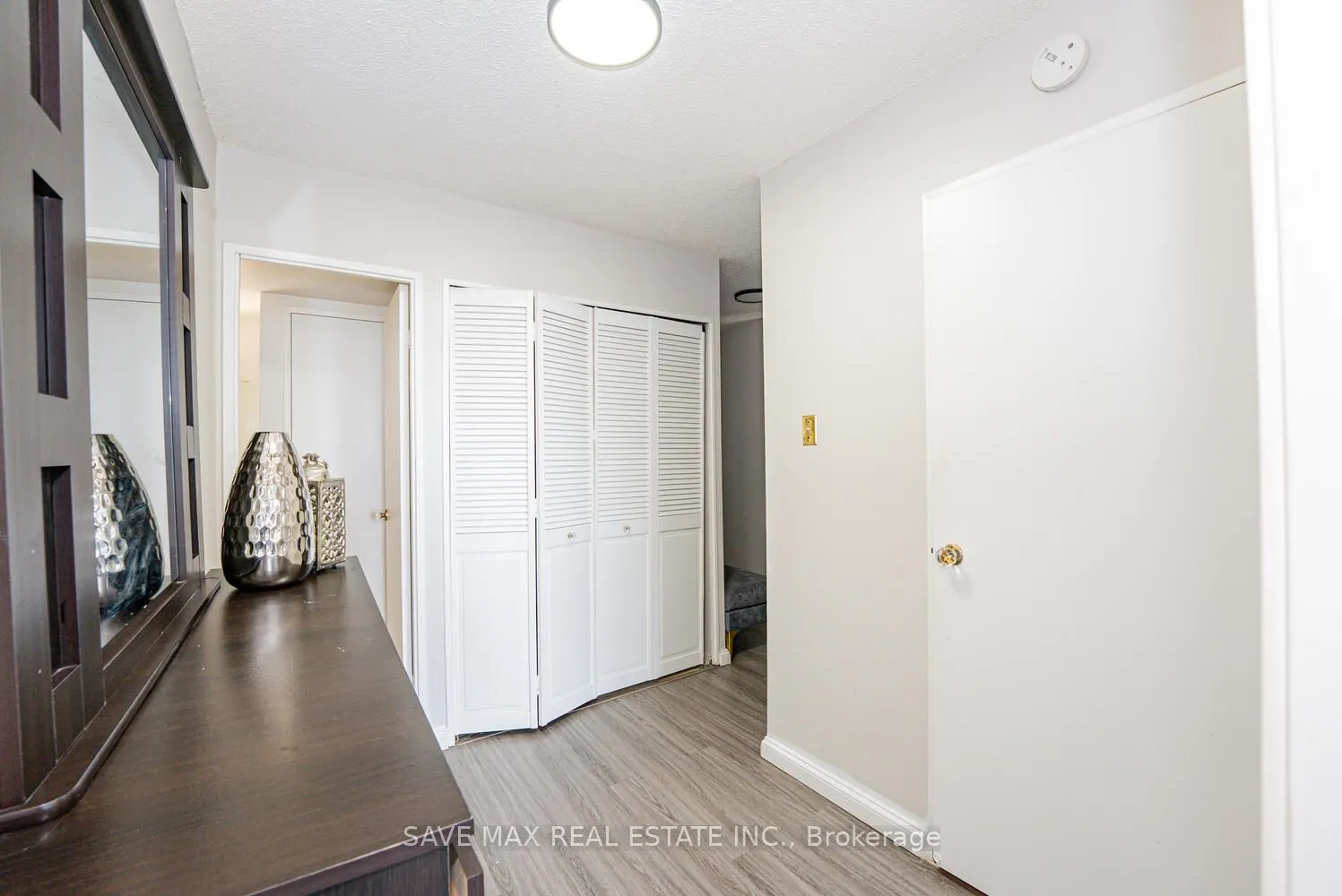44 Falby Court, #1203