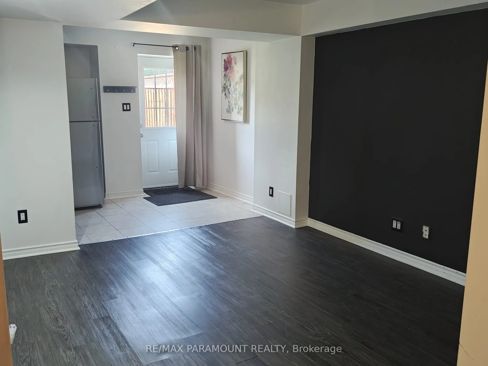 56 Oceanpearl Crescent, #Basement