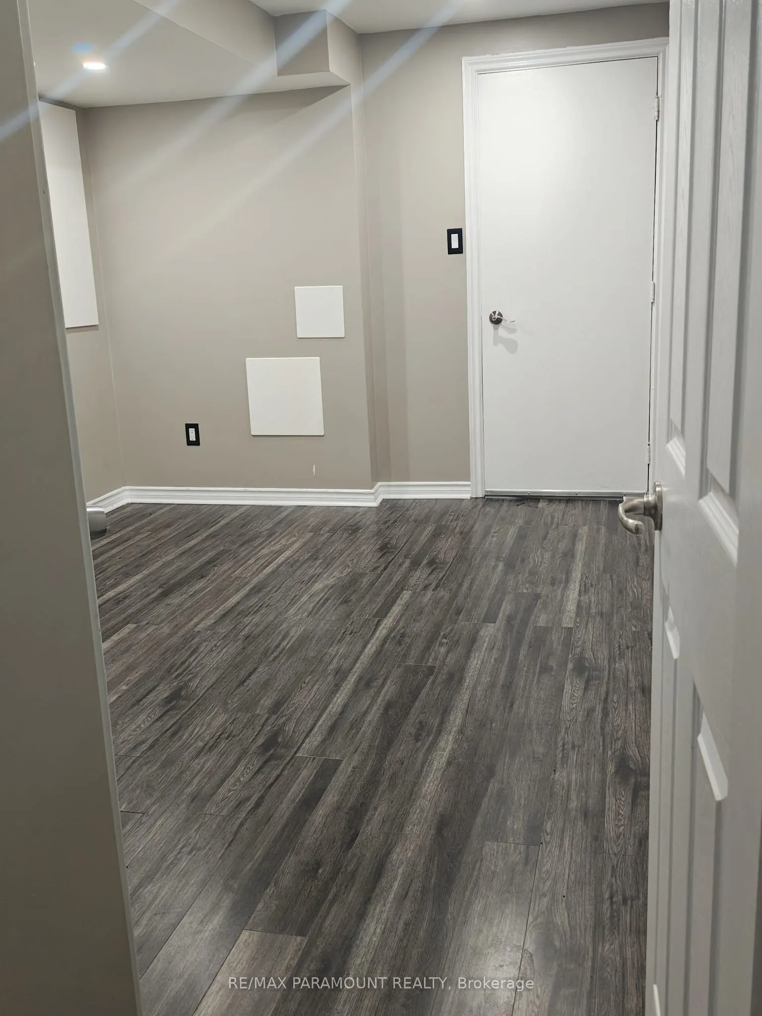 56 Oceanpearl Crescent, #Basement