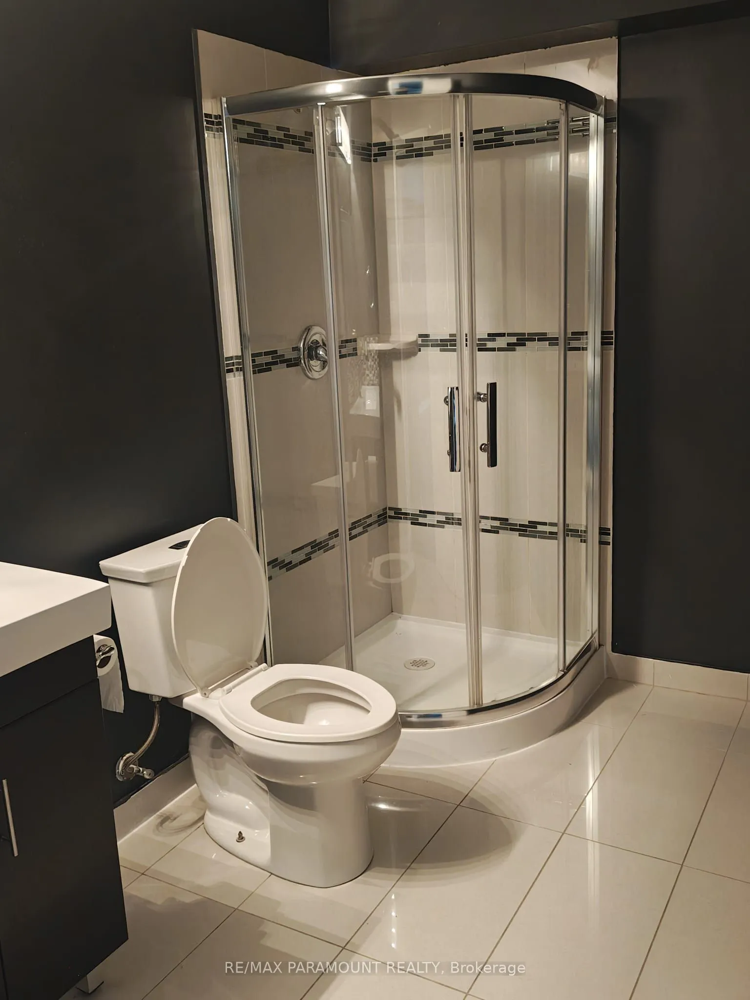 56 Oceanpearl Crescent, #Basement