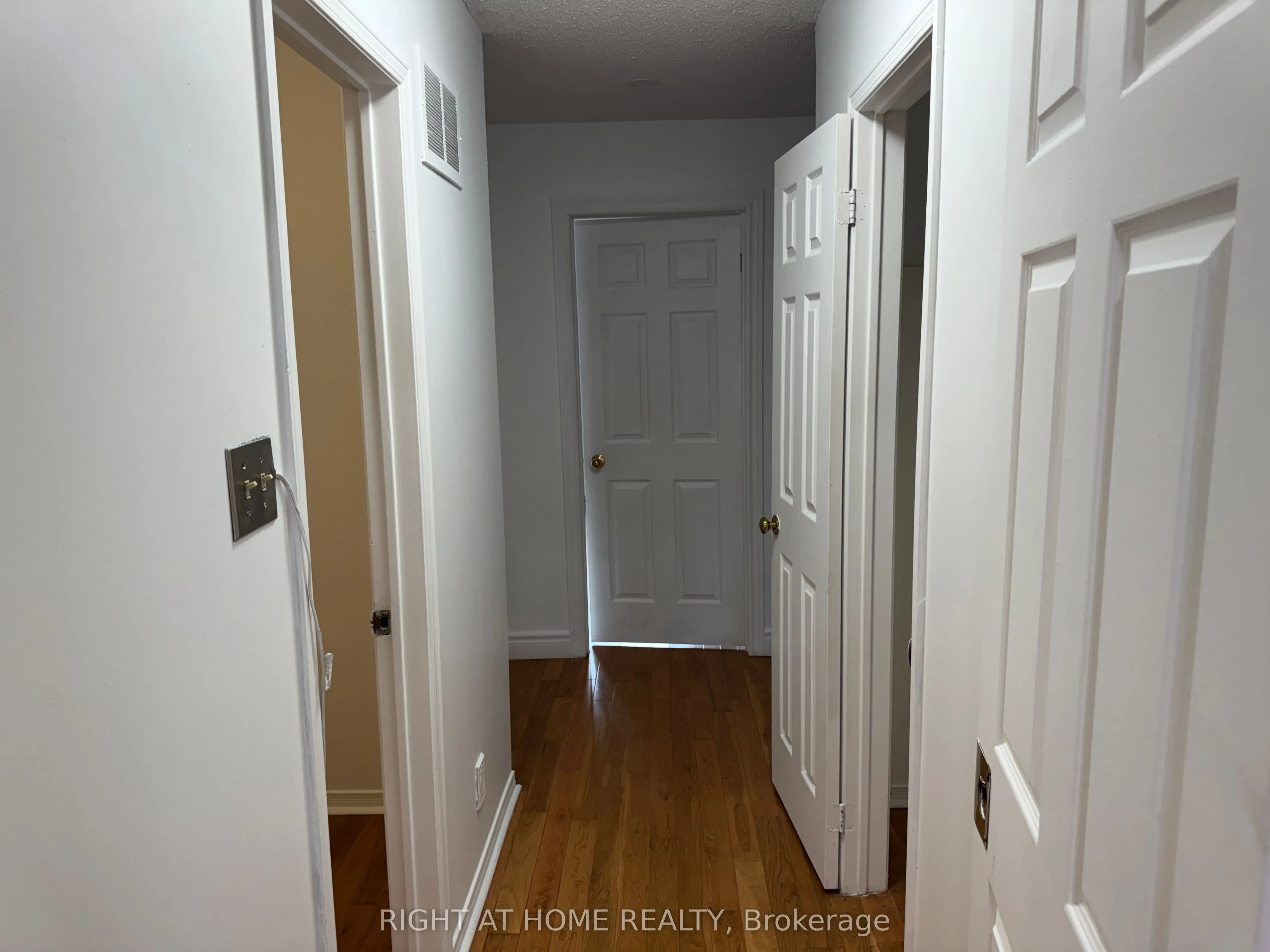 141 Sandown Avenue E