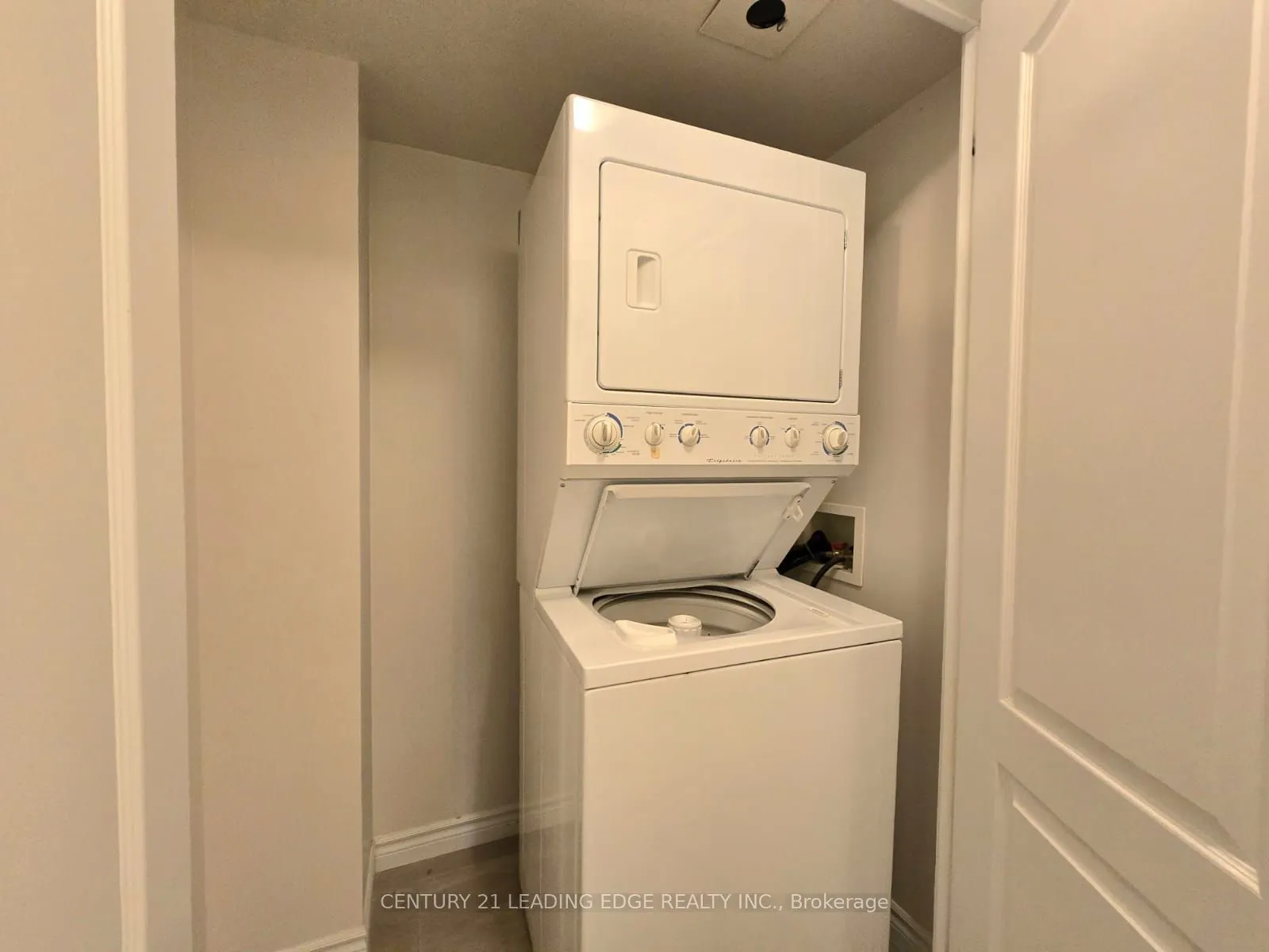 2020 Mcnicoll Avenue, #712