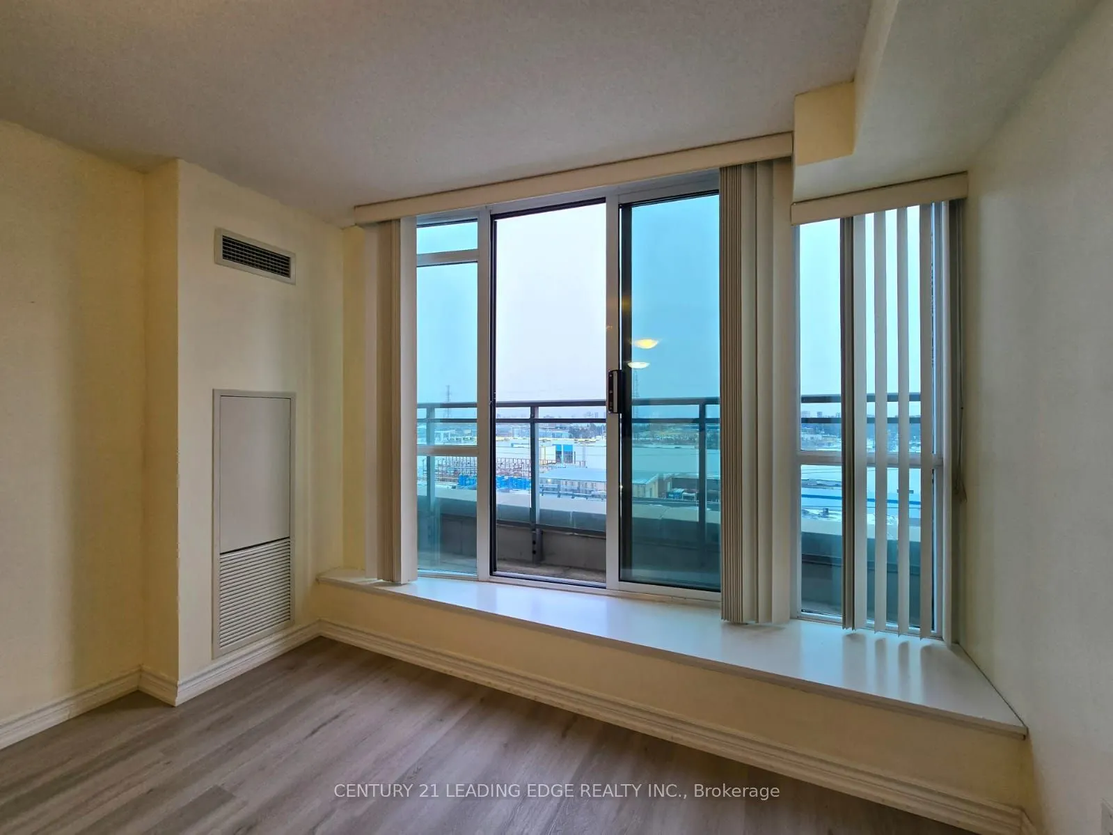 2020 Mcnicoll Avenue, #712