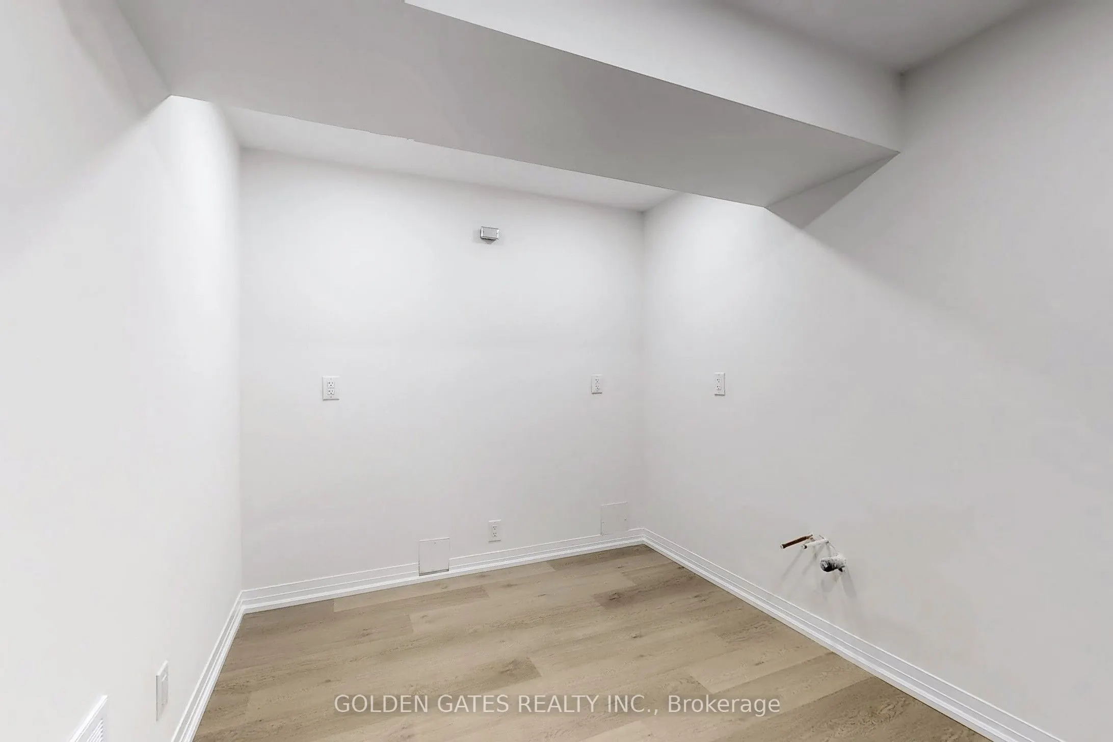457 Balsam Street