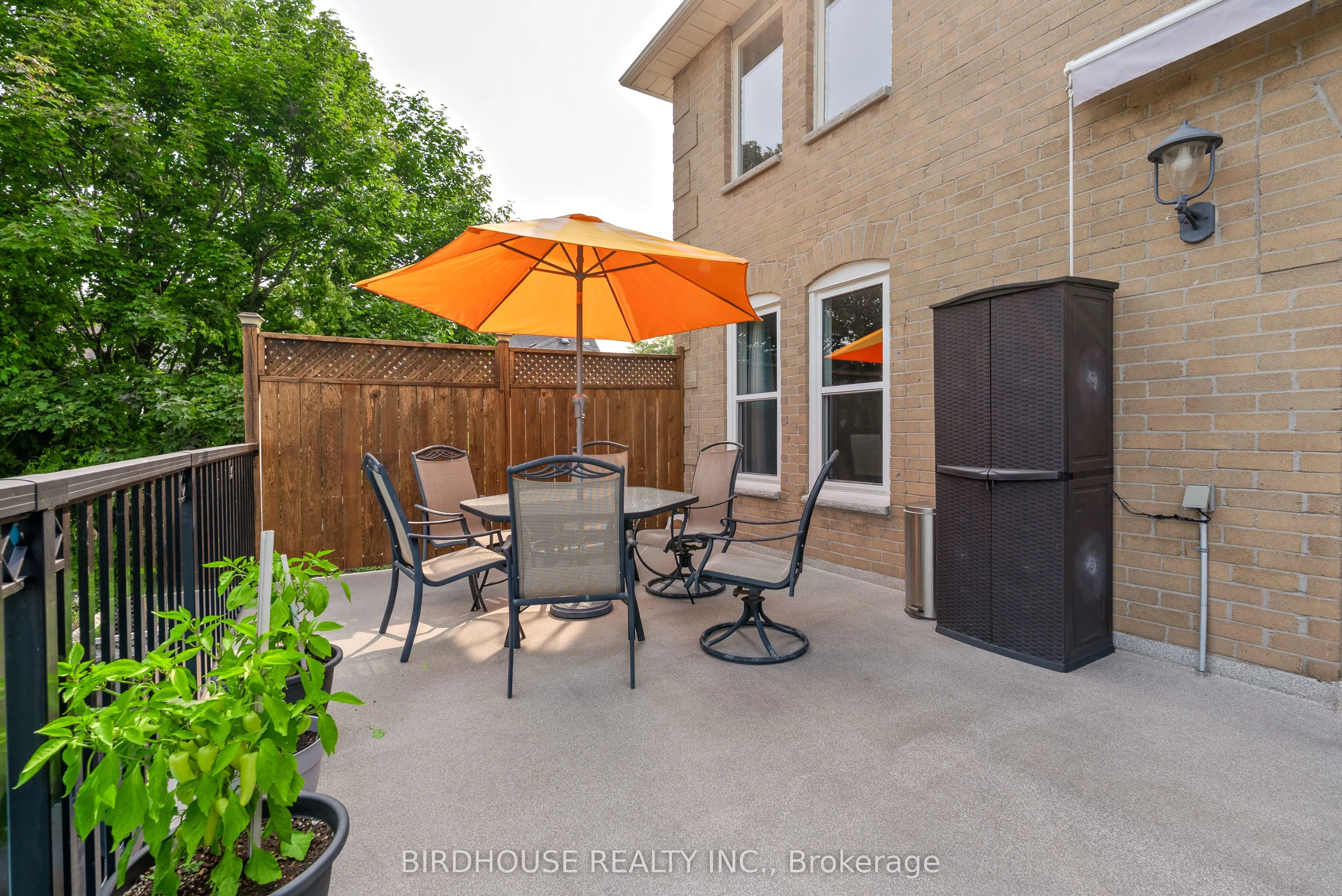 60 Cornwall Drive