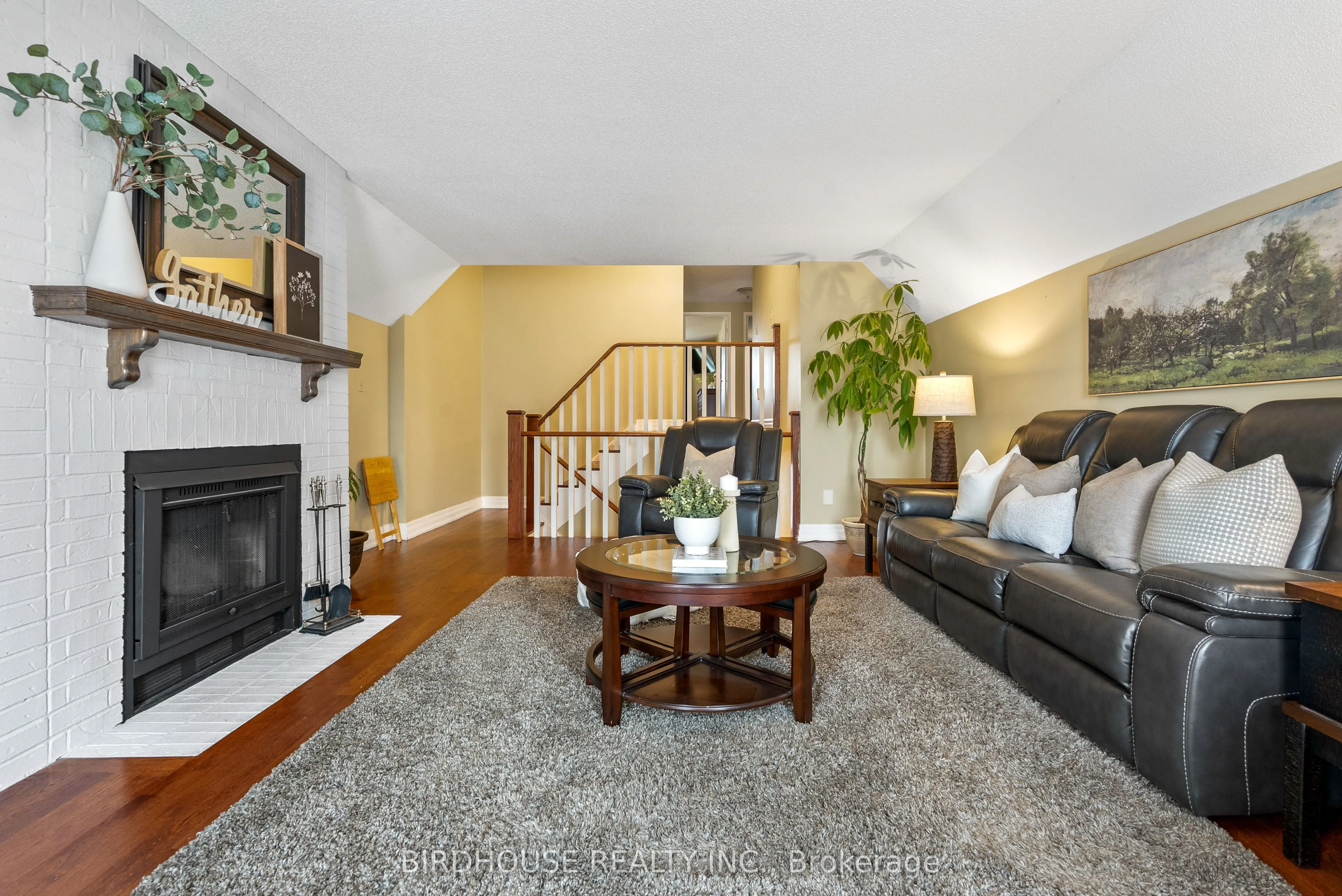 60 Cornwall Drive