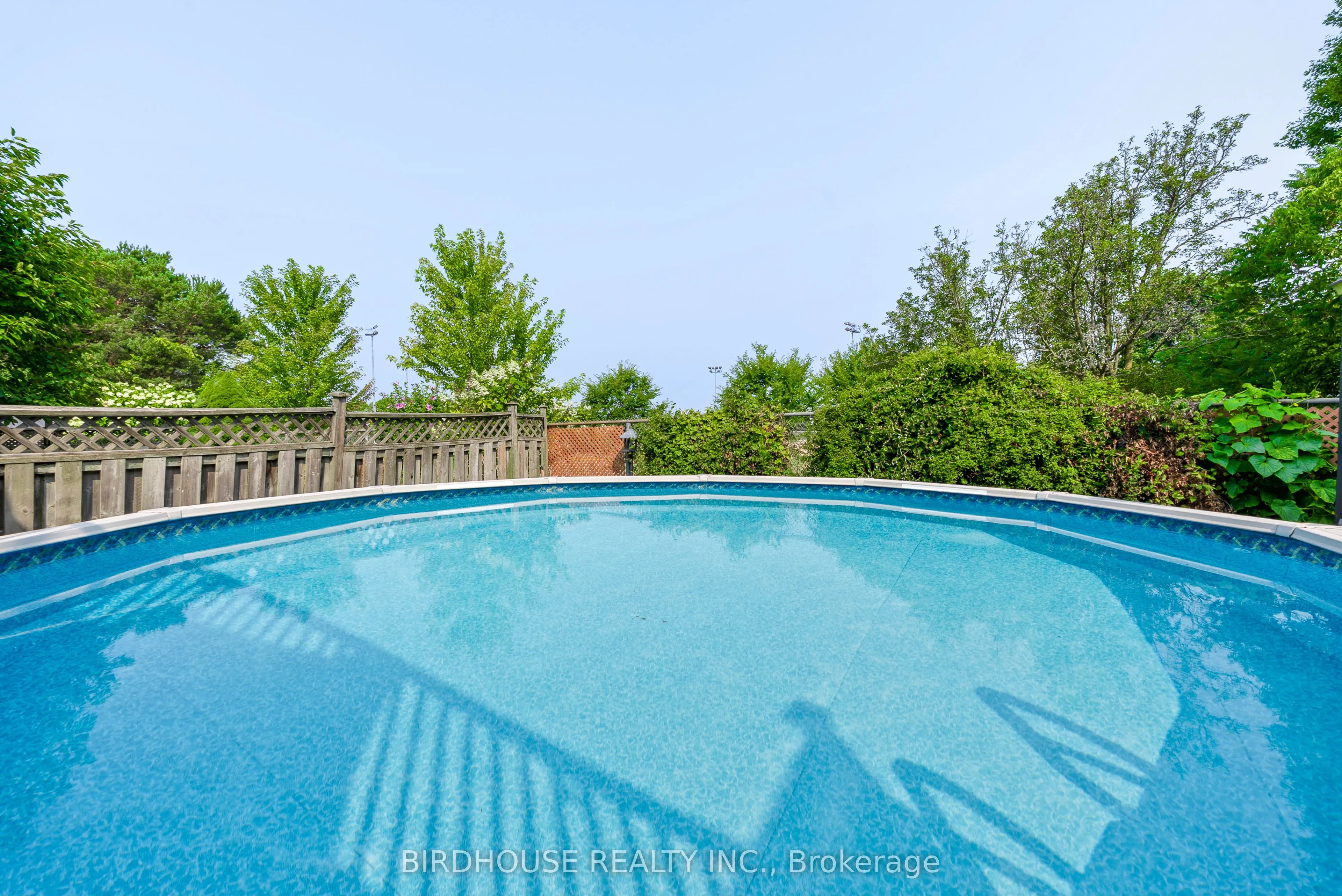 60 Cornwall Drive