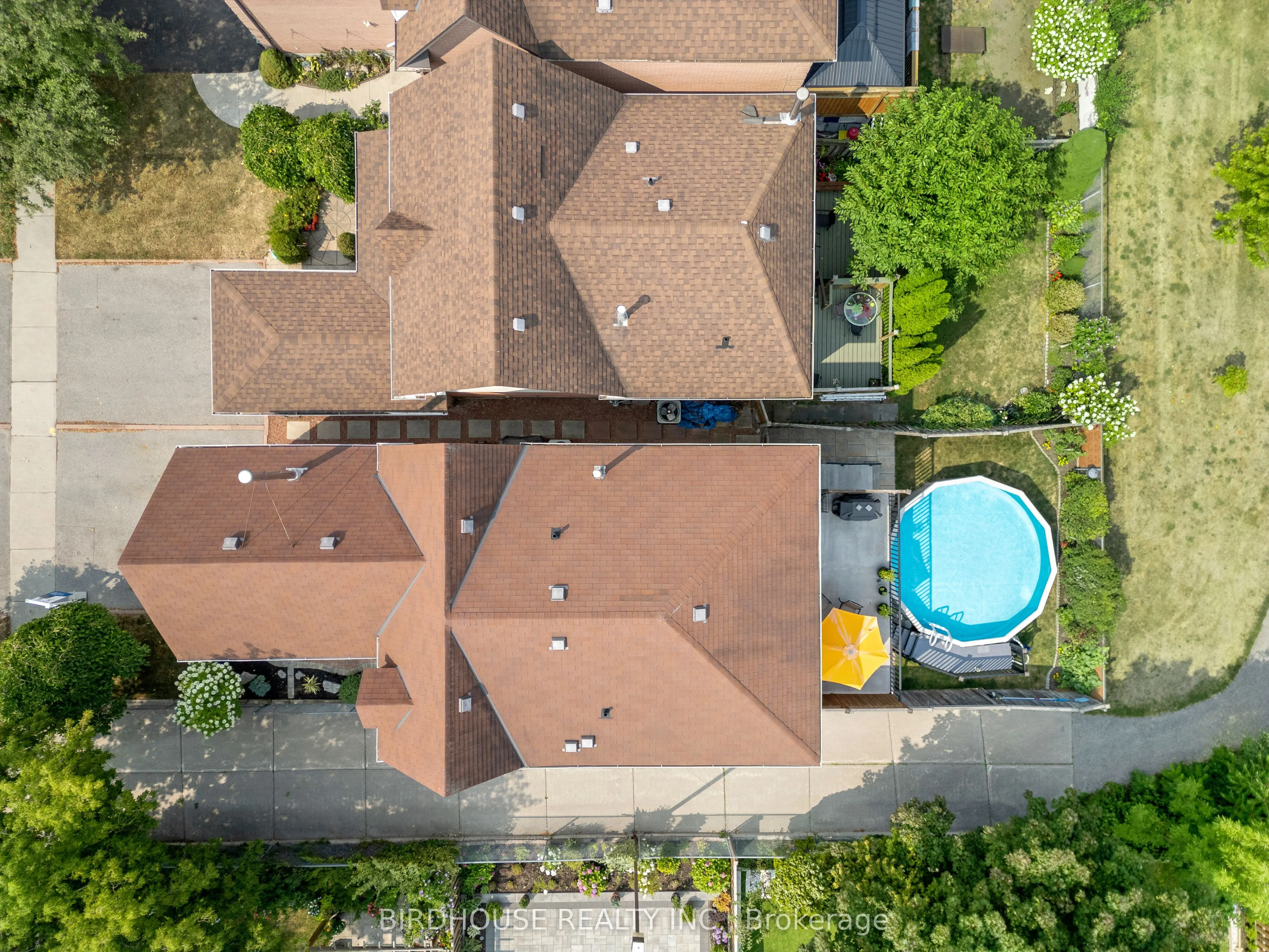 60 Cornwall Drive