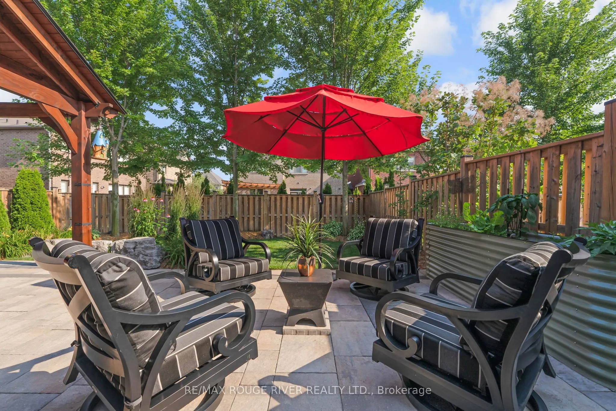 1 Lancewood Drive