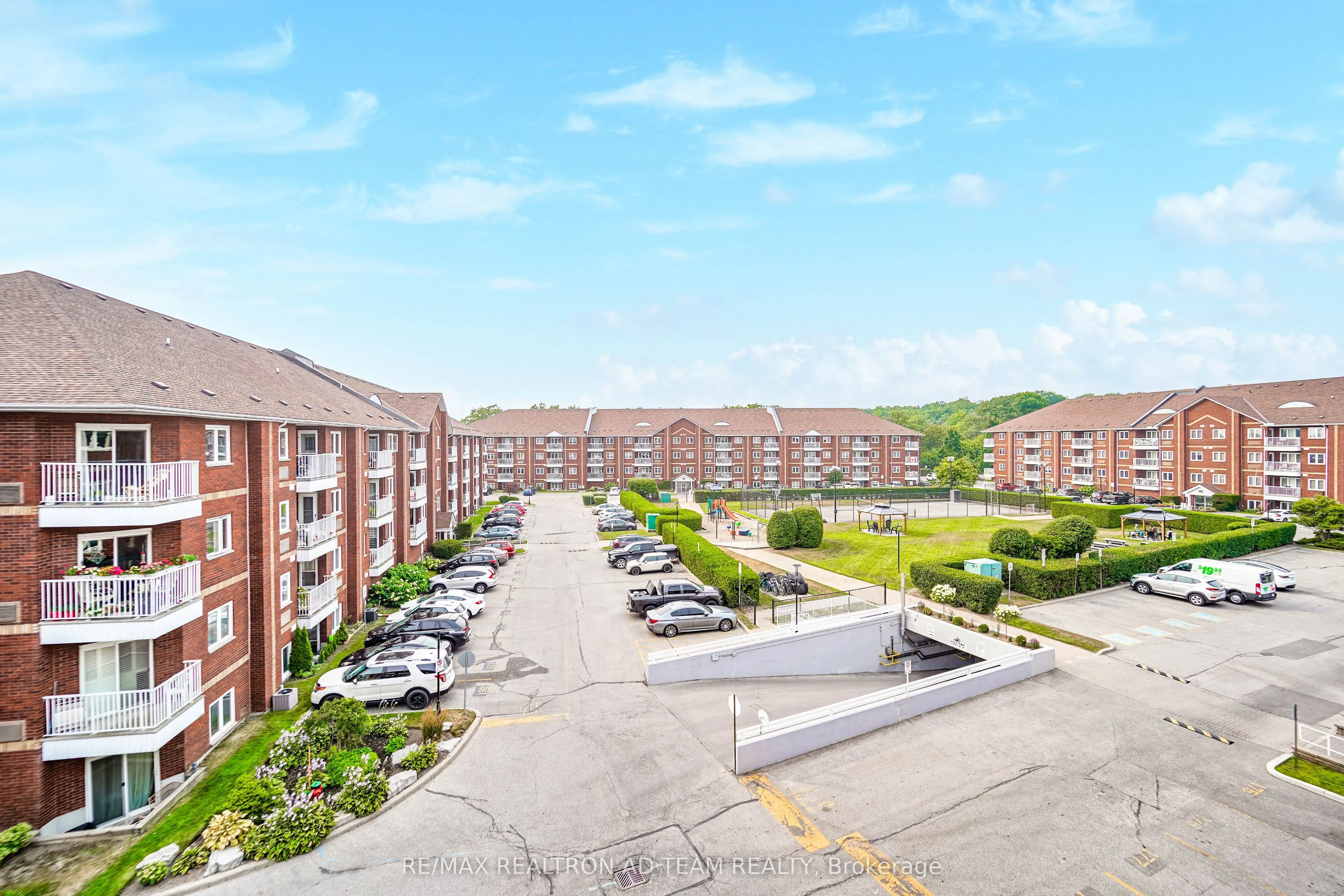189 Lake Driveway W, #409