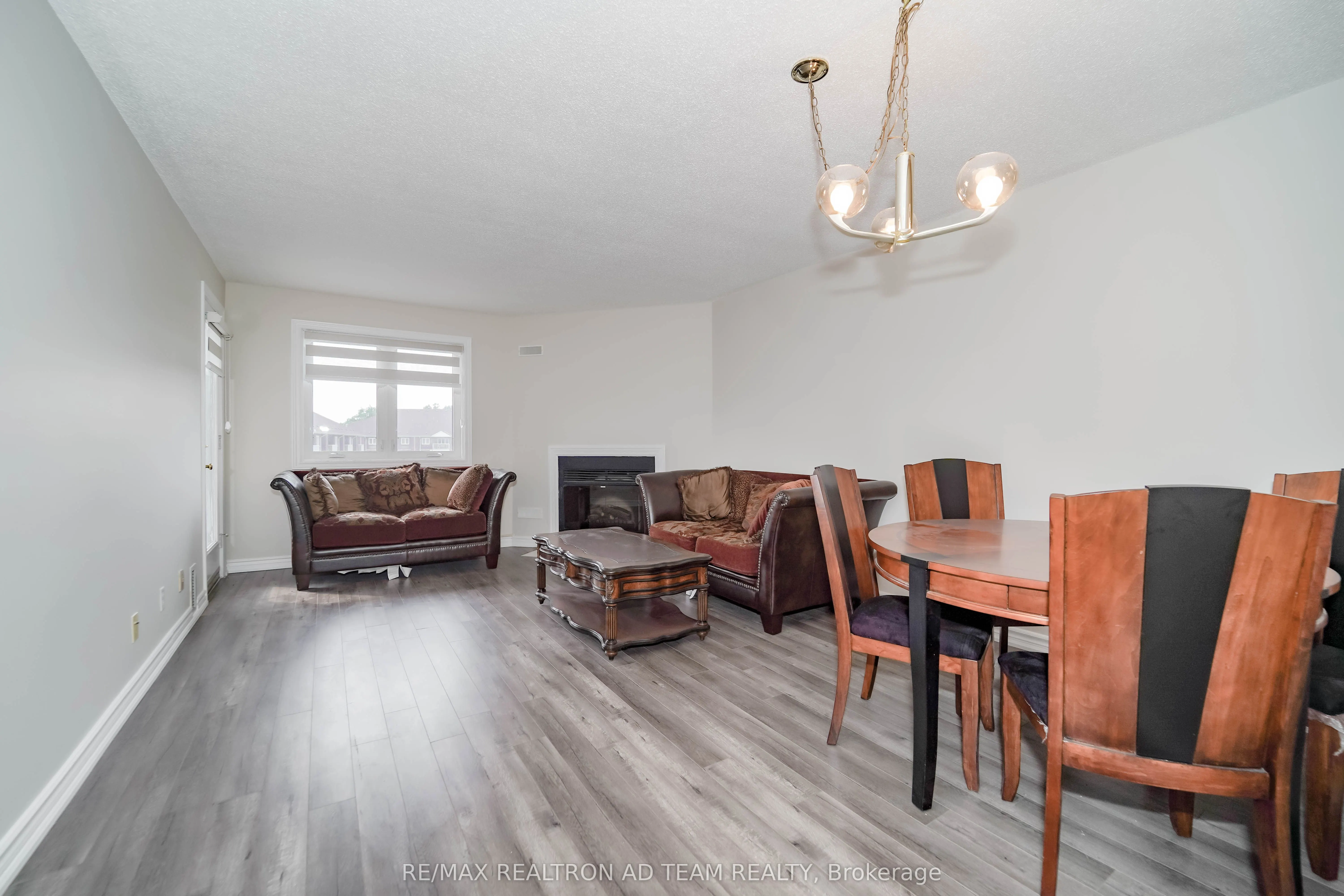 189 Lake Driveway W, #409