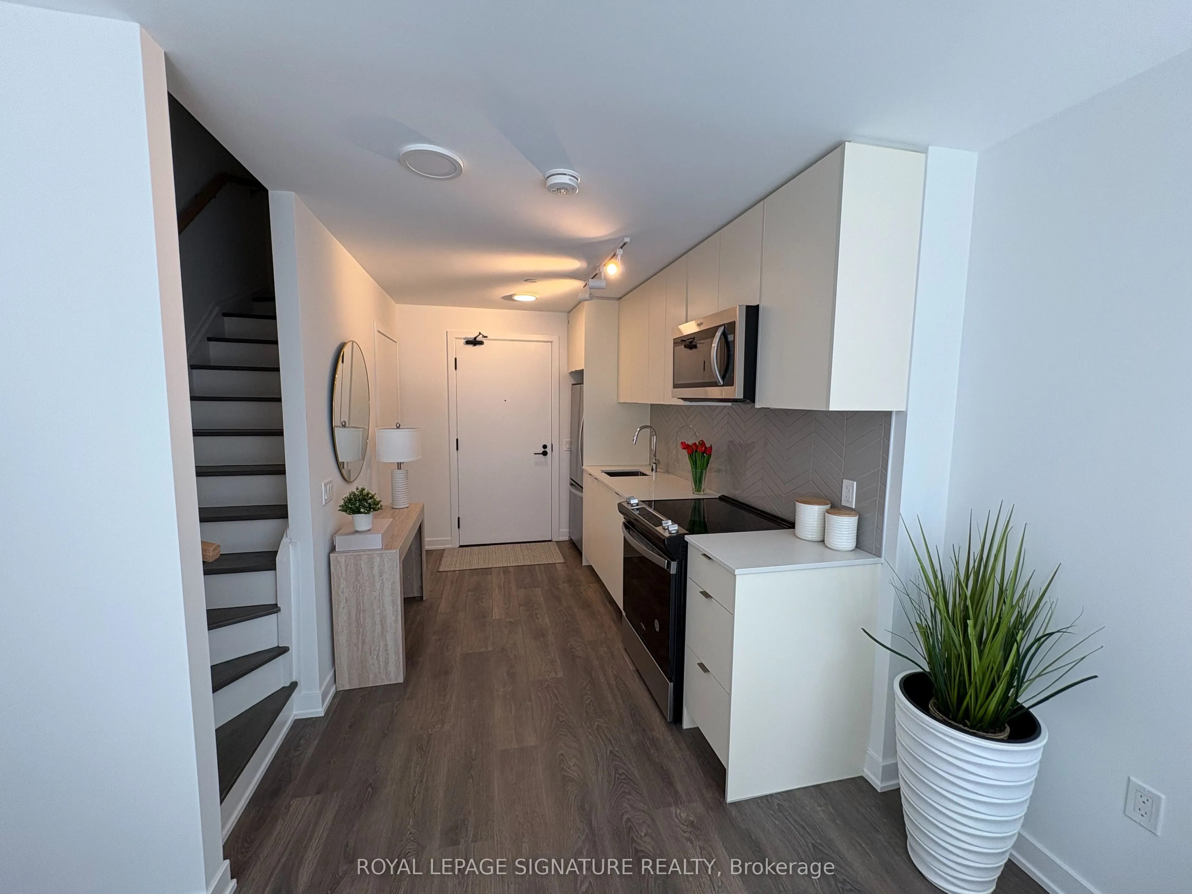 1610 Charles Street, #171