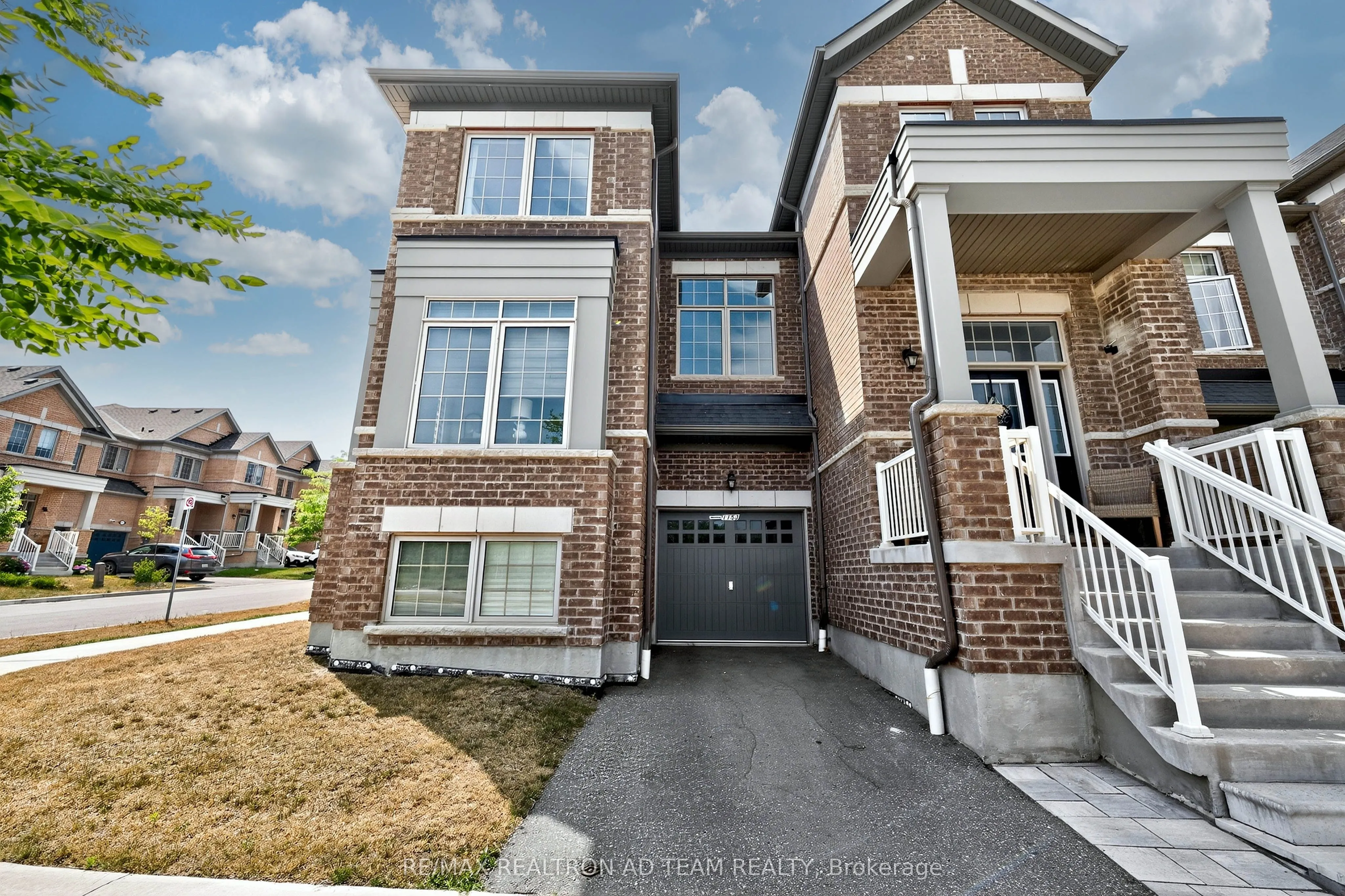 1153 Enchanted Crescent