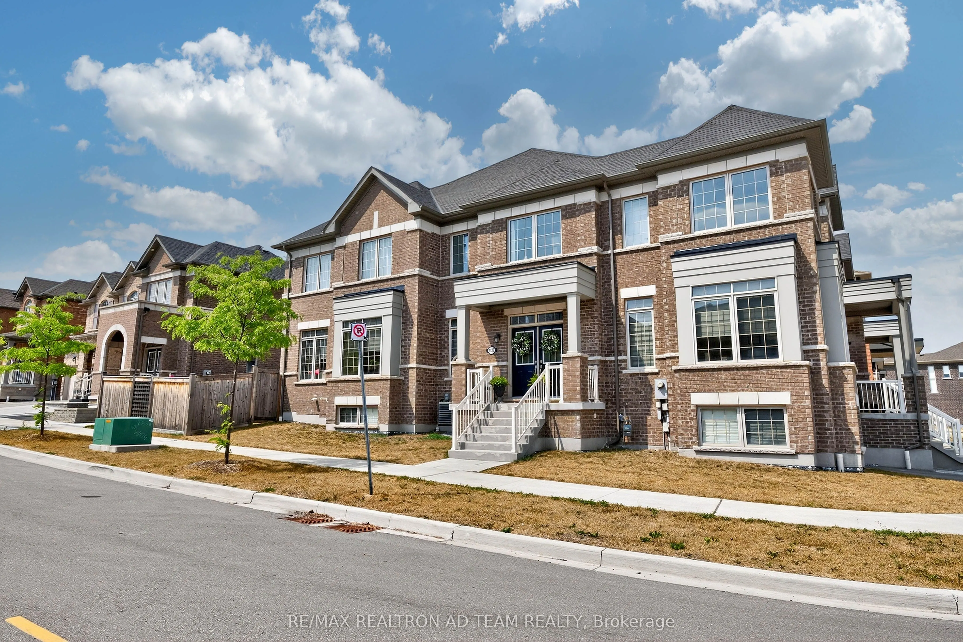 1153 Enchanted Crescent