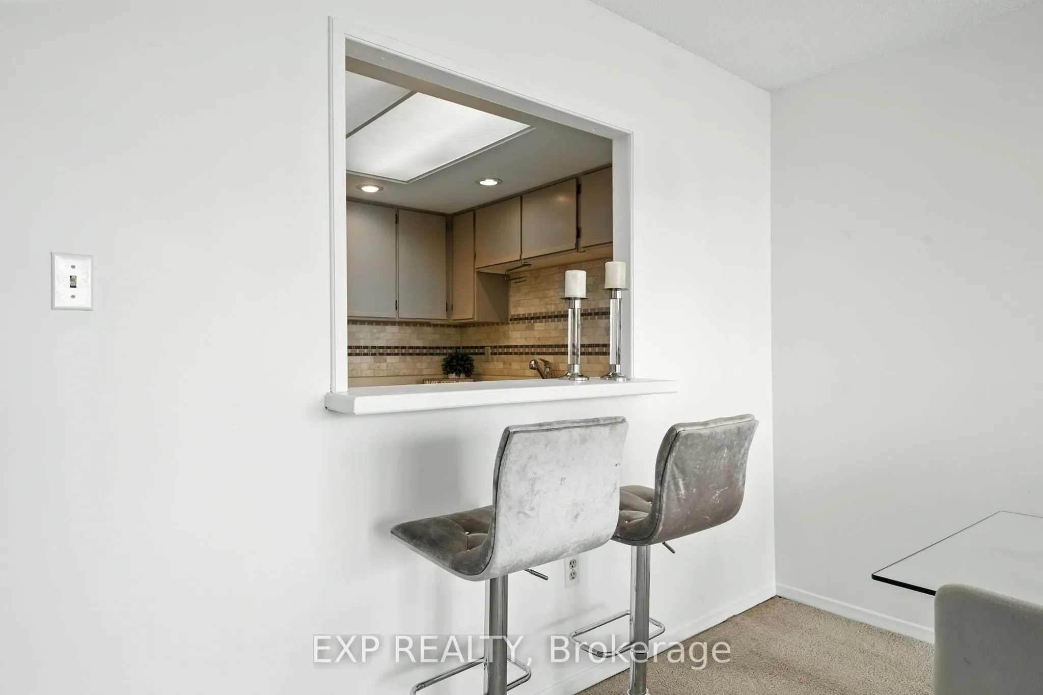10 Dean Park Road, #1014