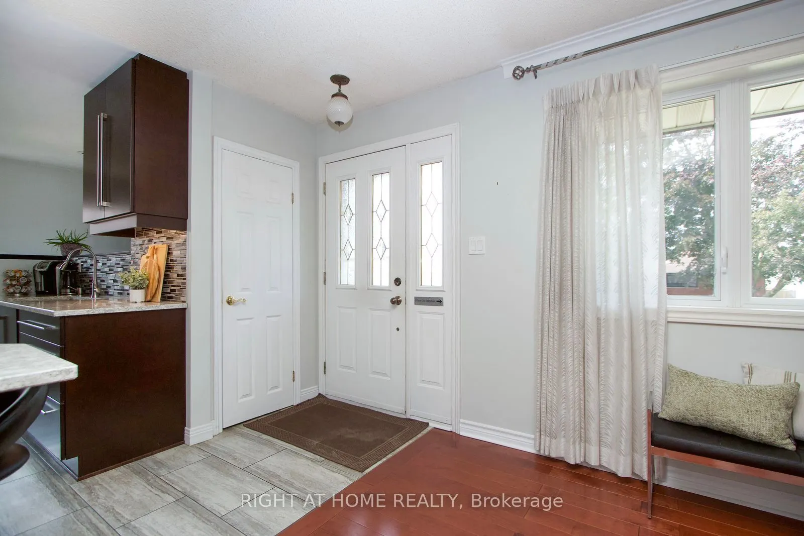 207 Hallett Avenue