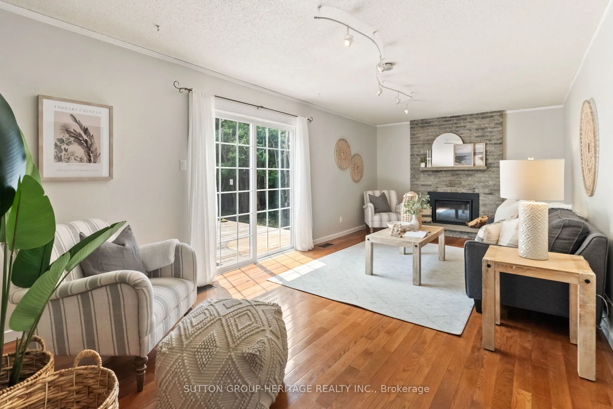 25 Carruthers Drive
