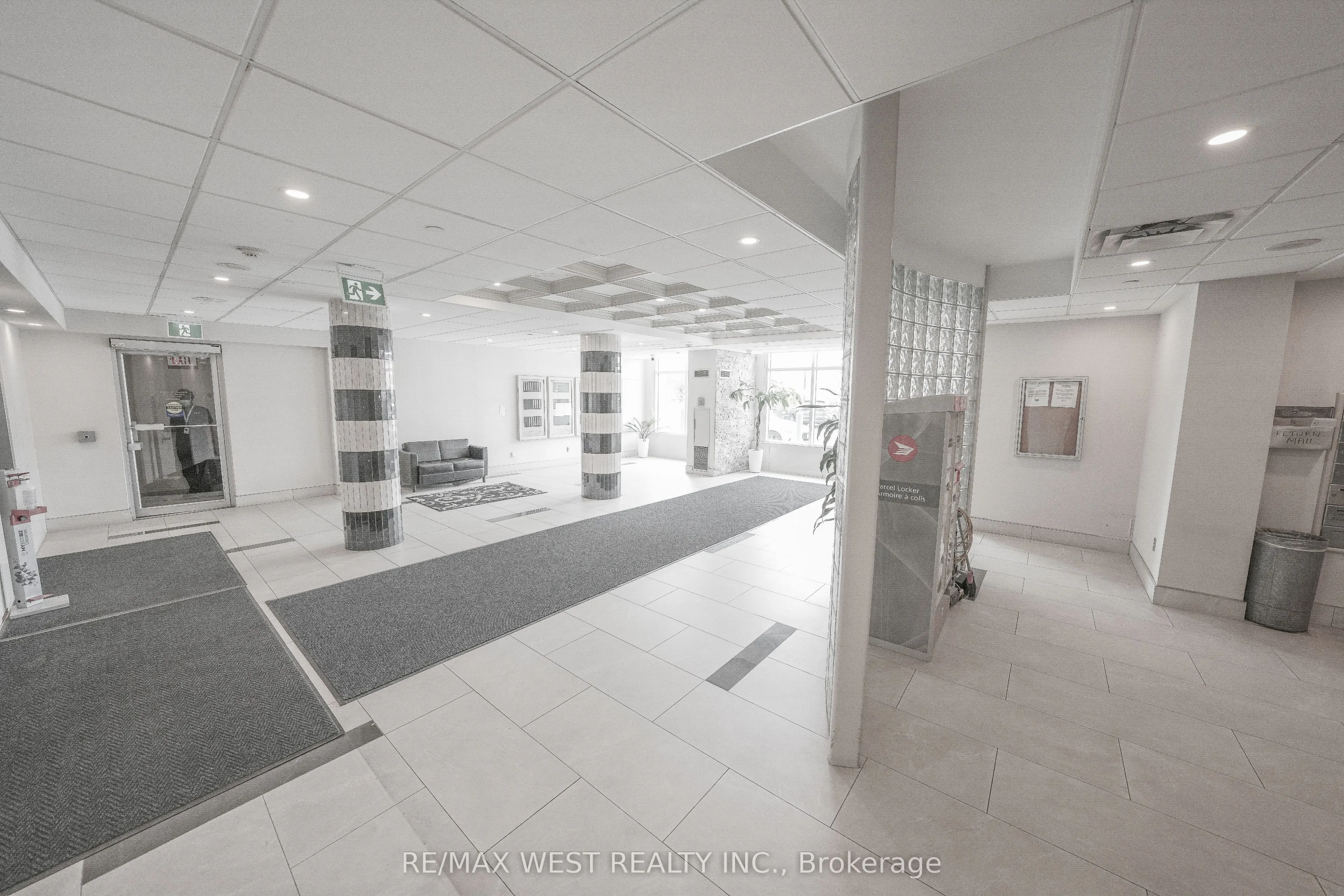 1470 Midland Avenue, #608