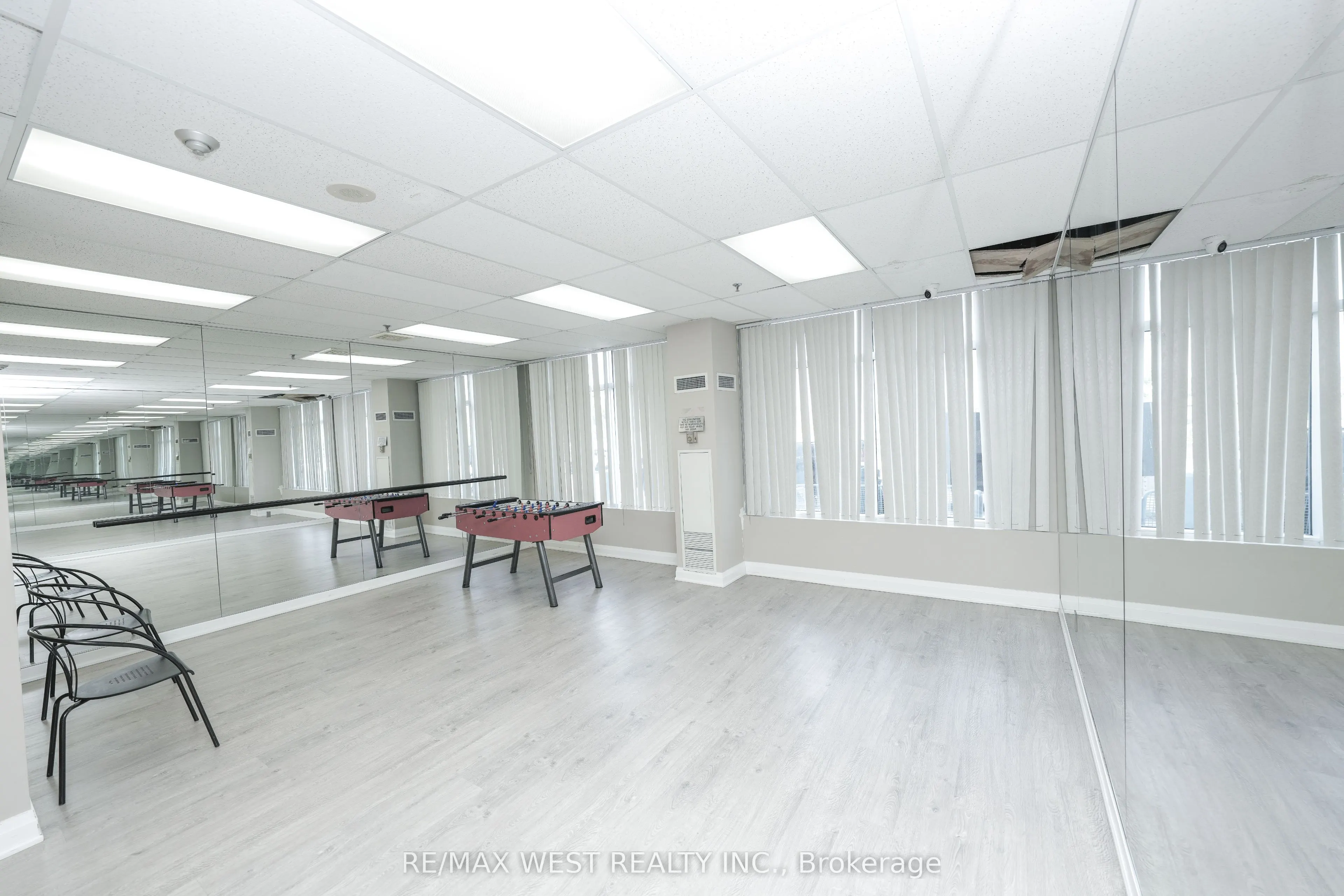 1470 Midland Avenue, #608