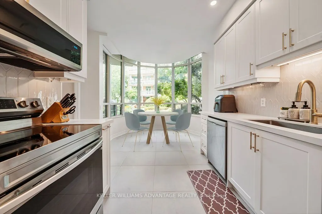 9 Boardwalk Drive, #111