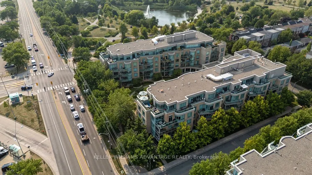 9 Boardwalk Drive, #111