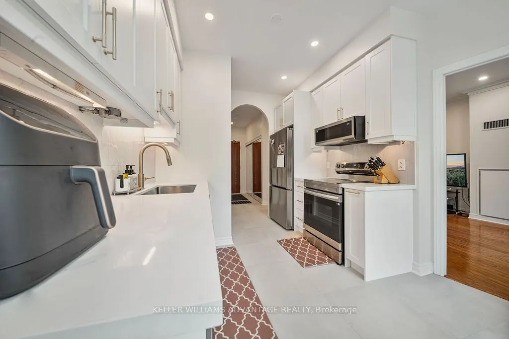 9 Boardwalk Drive, #111