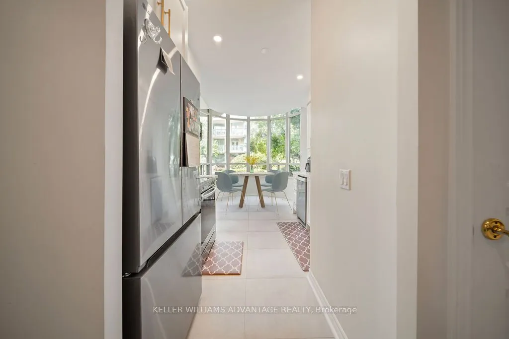 9 Boardwalk Drive, #111
