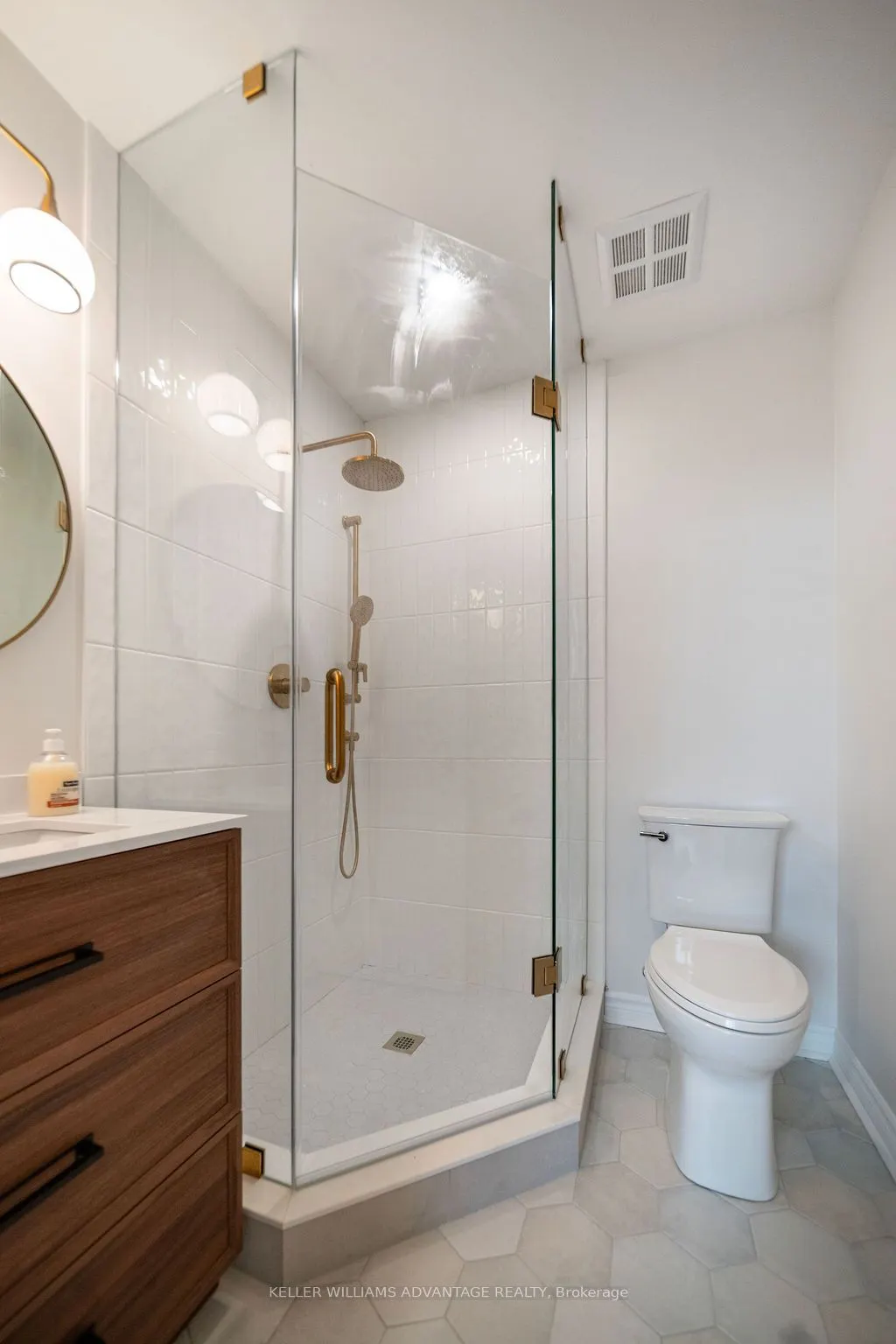 9 Boardwalk Drive, #111