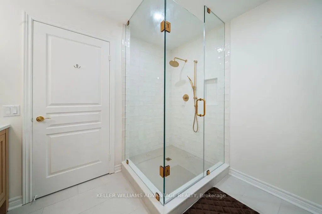 9 Boardwalk Drive, #111