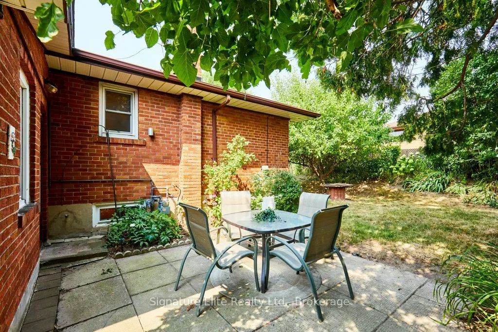 55 Gaiety Drive