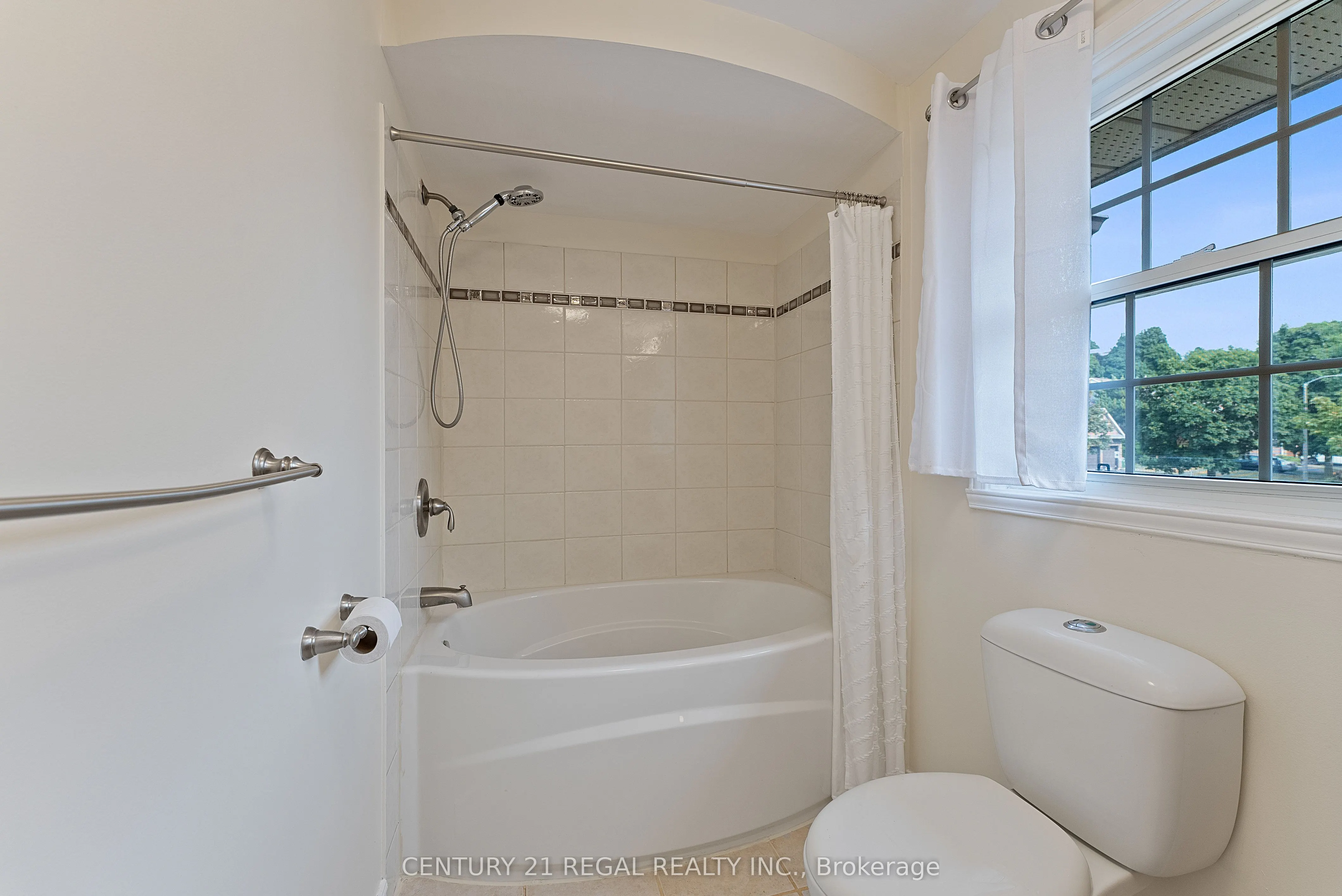 61 Broadbridge Drive