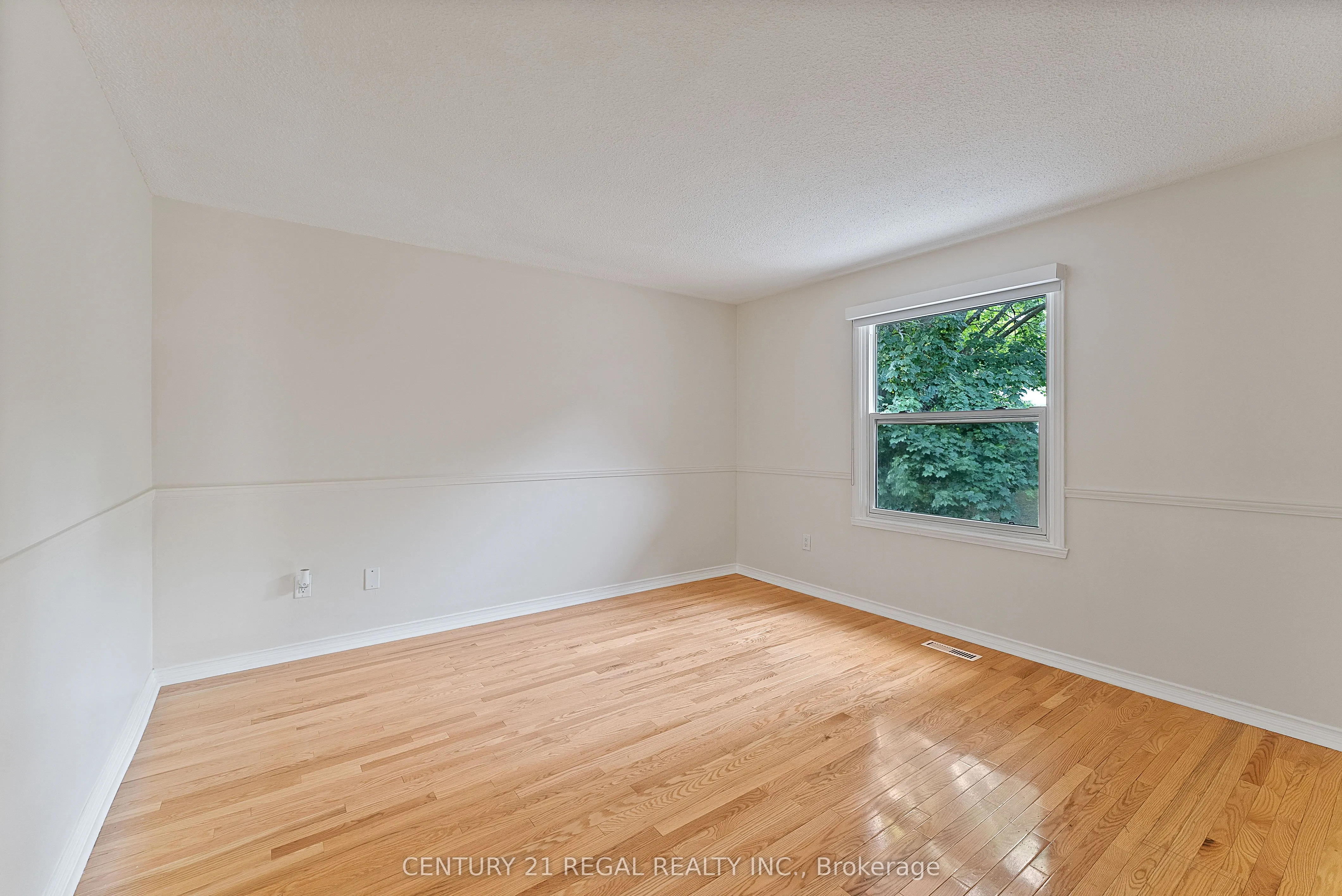 61 Broadbridge Drive