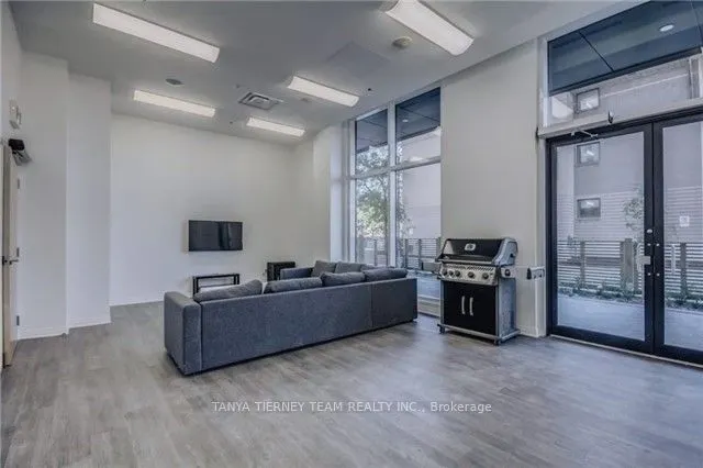 1900 Simcoe Street N, #535