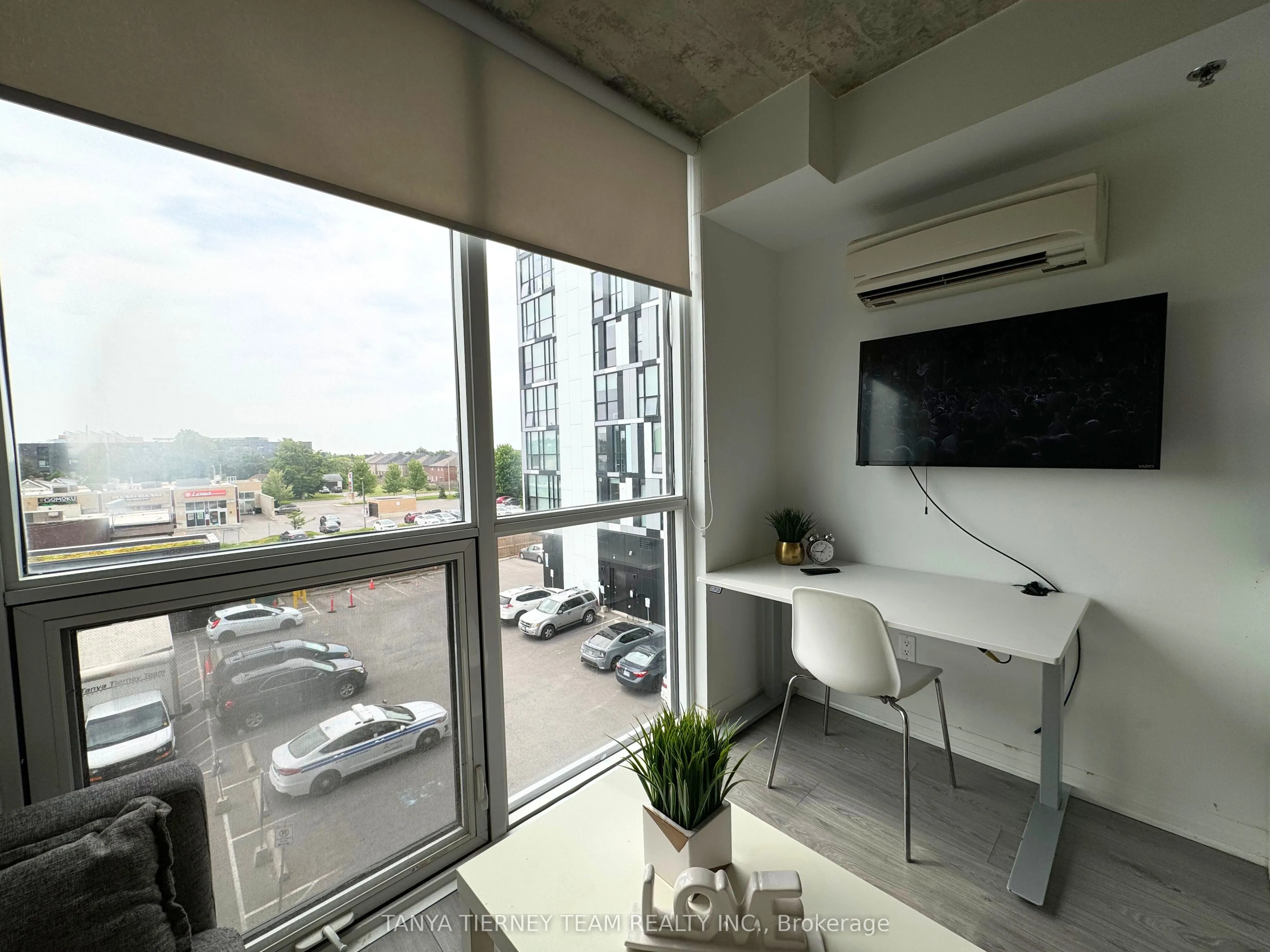 1900 Simcoe Street N, #535