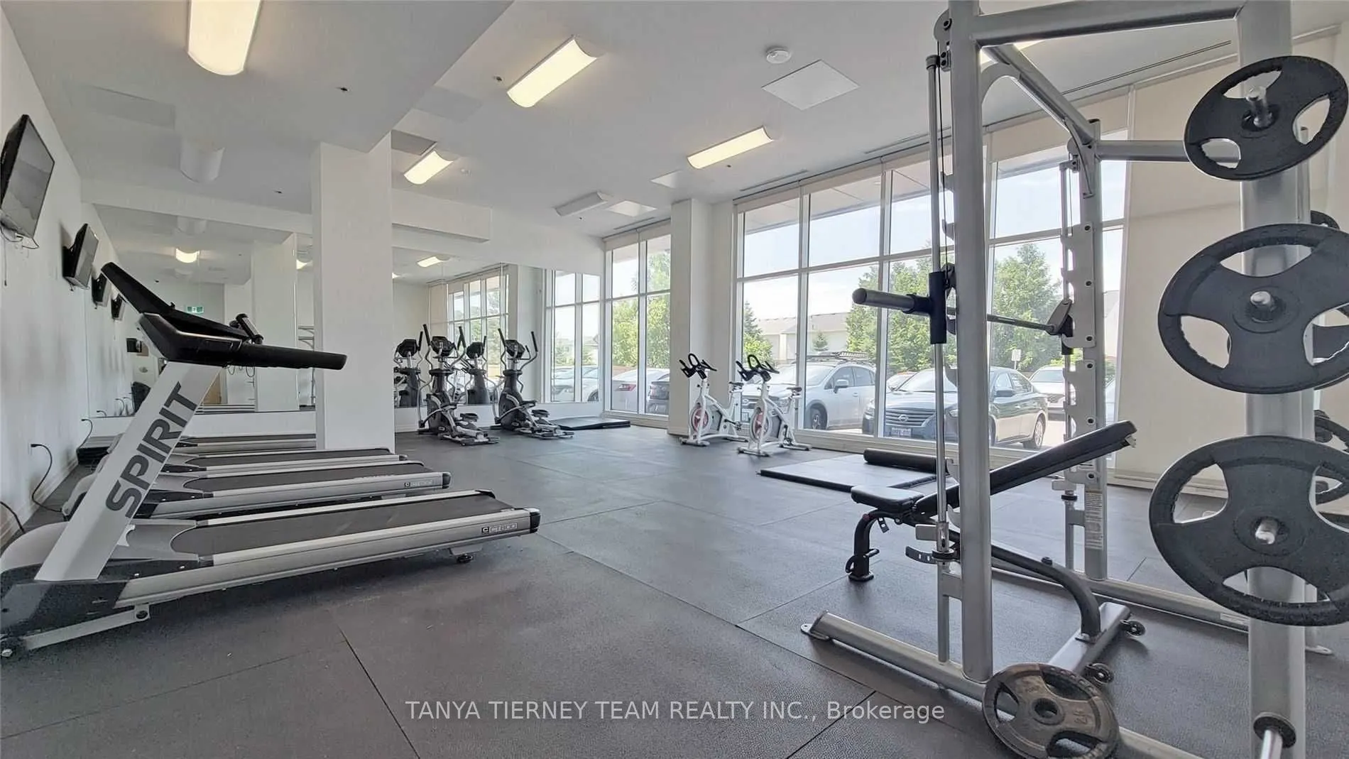 1900 Simcoe Street N, #535