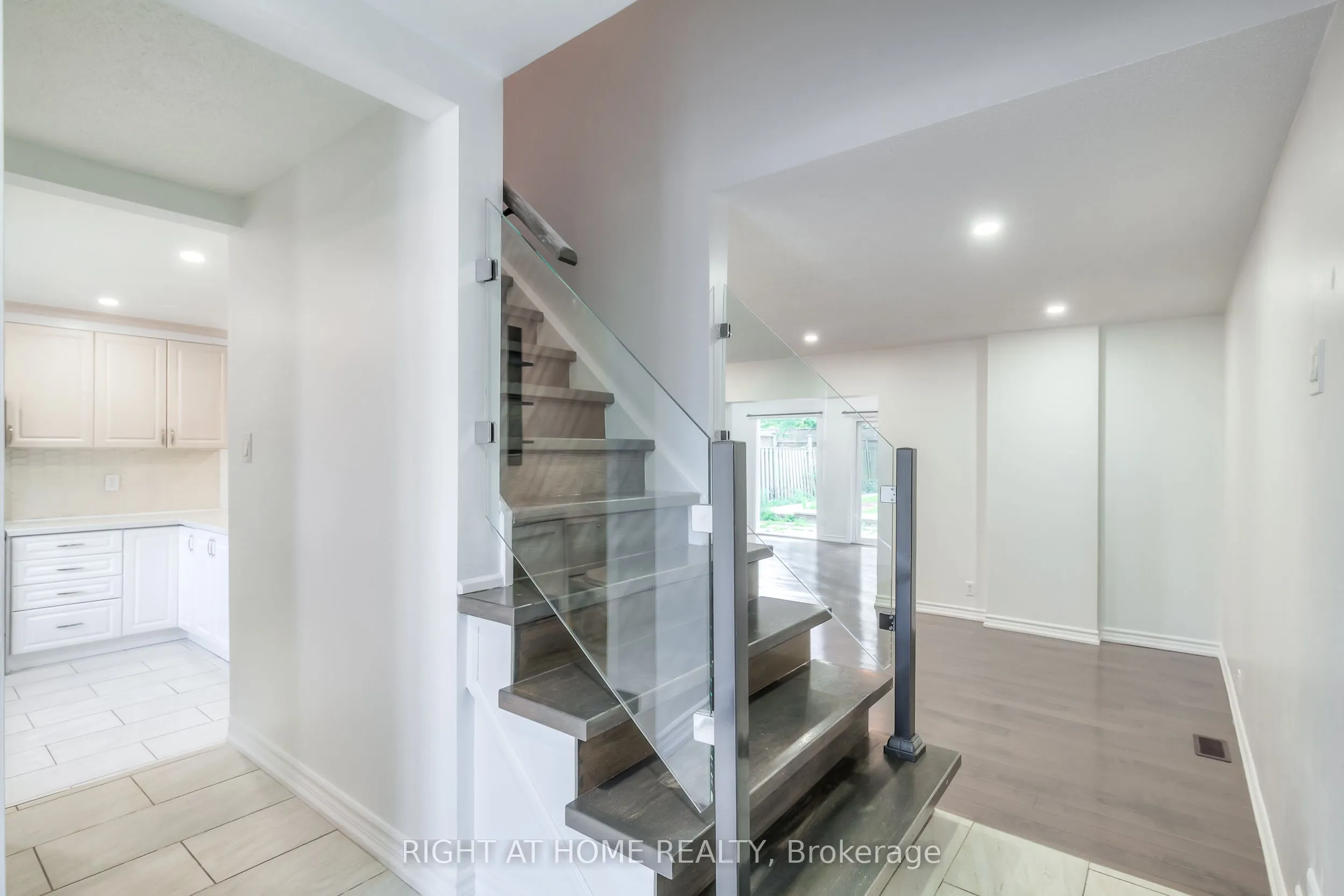 8 Madras Crescent