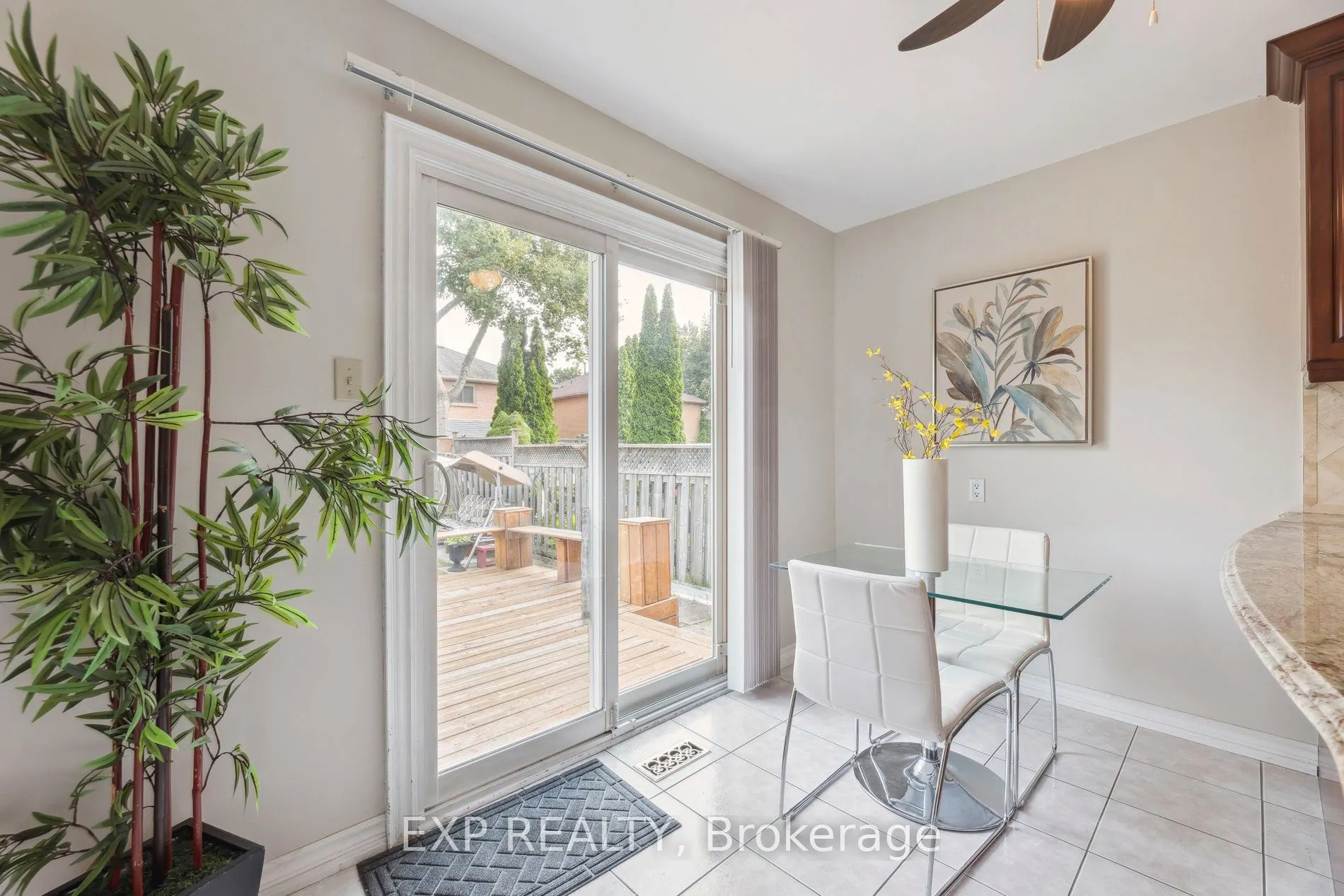 8 Martinet Street